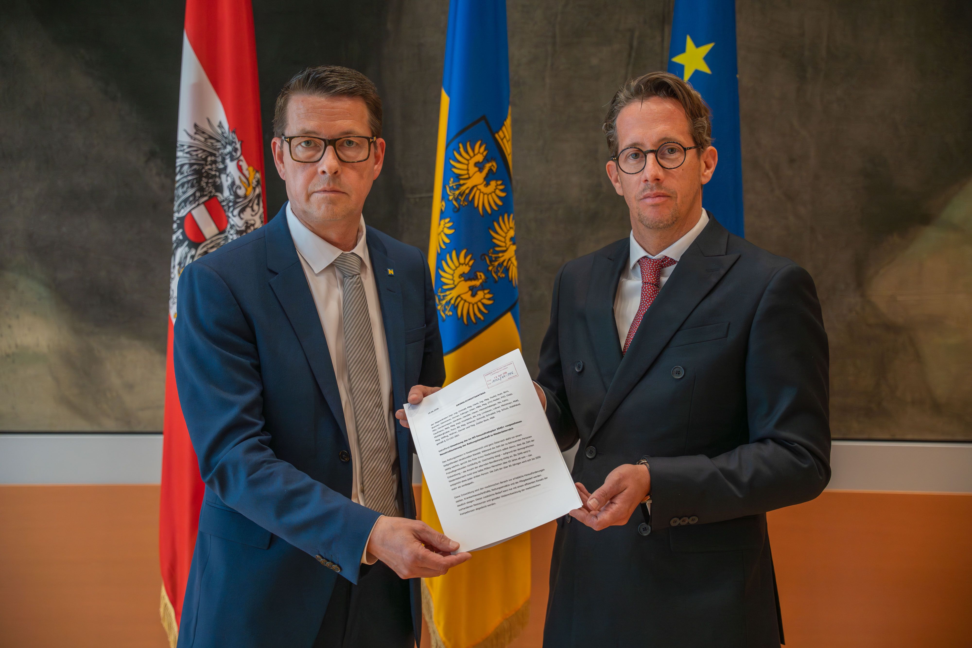 VPFN-Klubobmann Kurt Hackl (l.) und FPNÖ-Klubobmann Reinhard Teufel