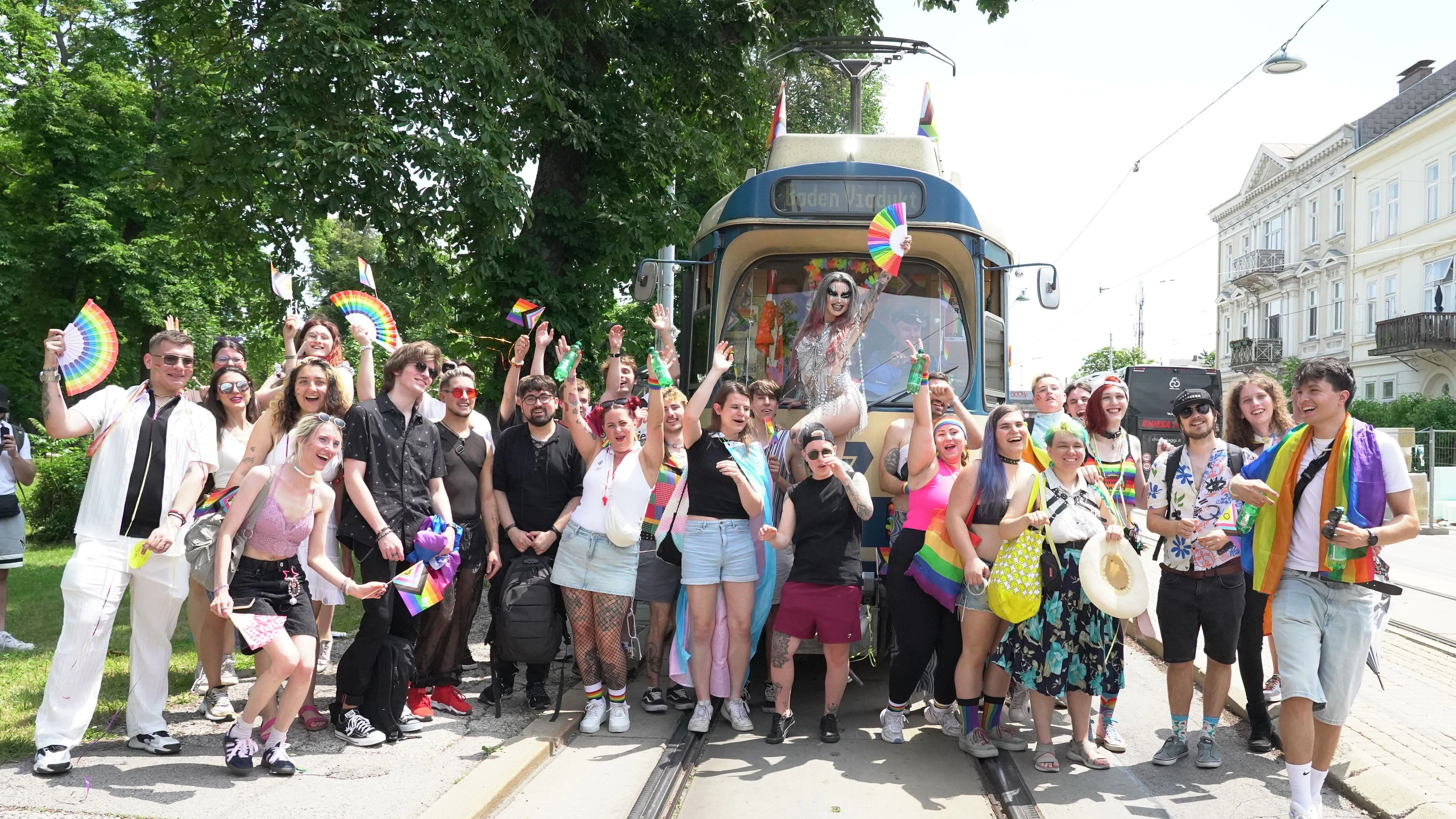 Am 20. Juni findet in Baden die Regenbogenparade statt.