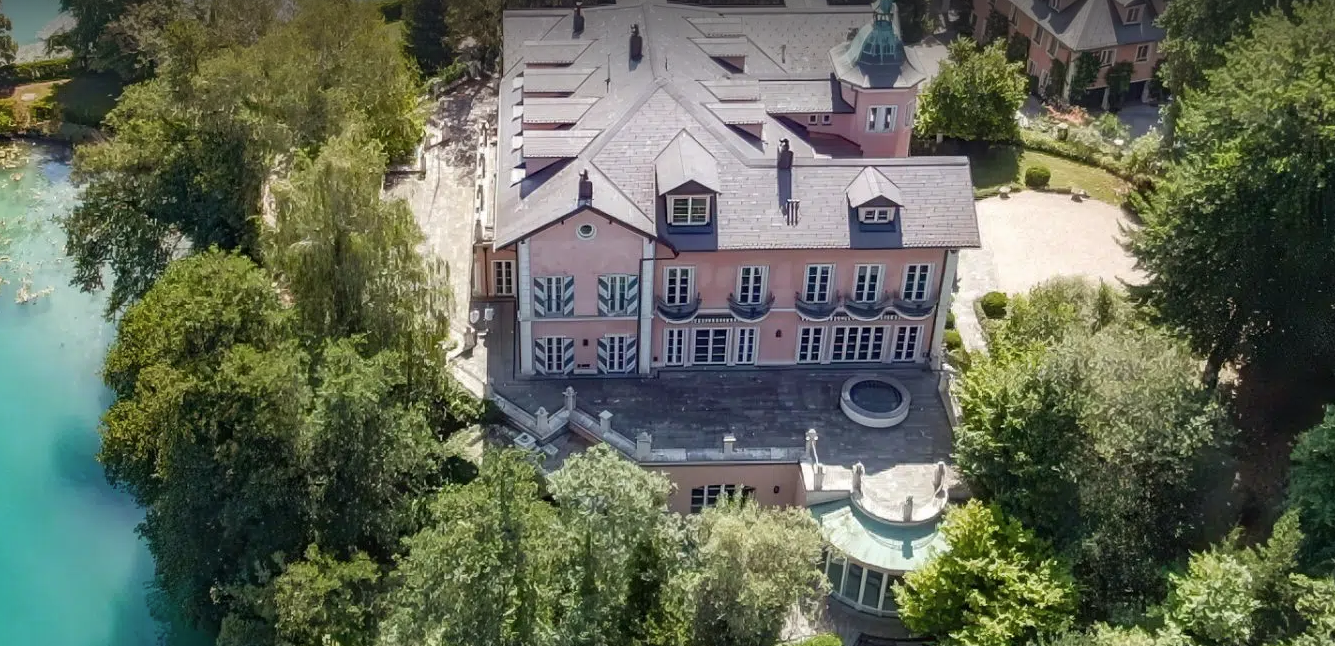 Das Schloss der verstorbenen Milliardärin Heidi Goëss-Horten wird zum Verkauf angeboten.