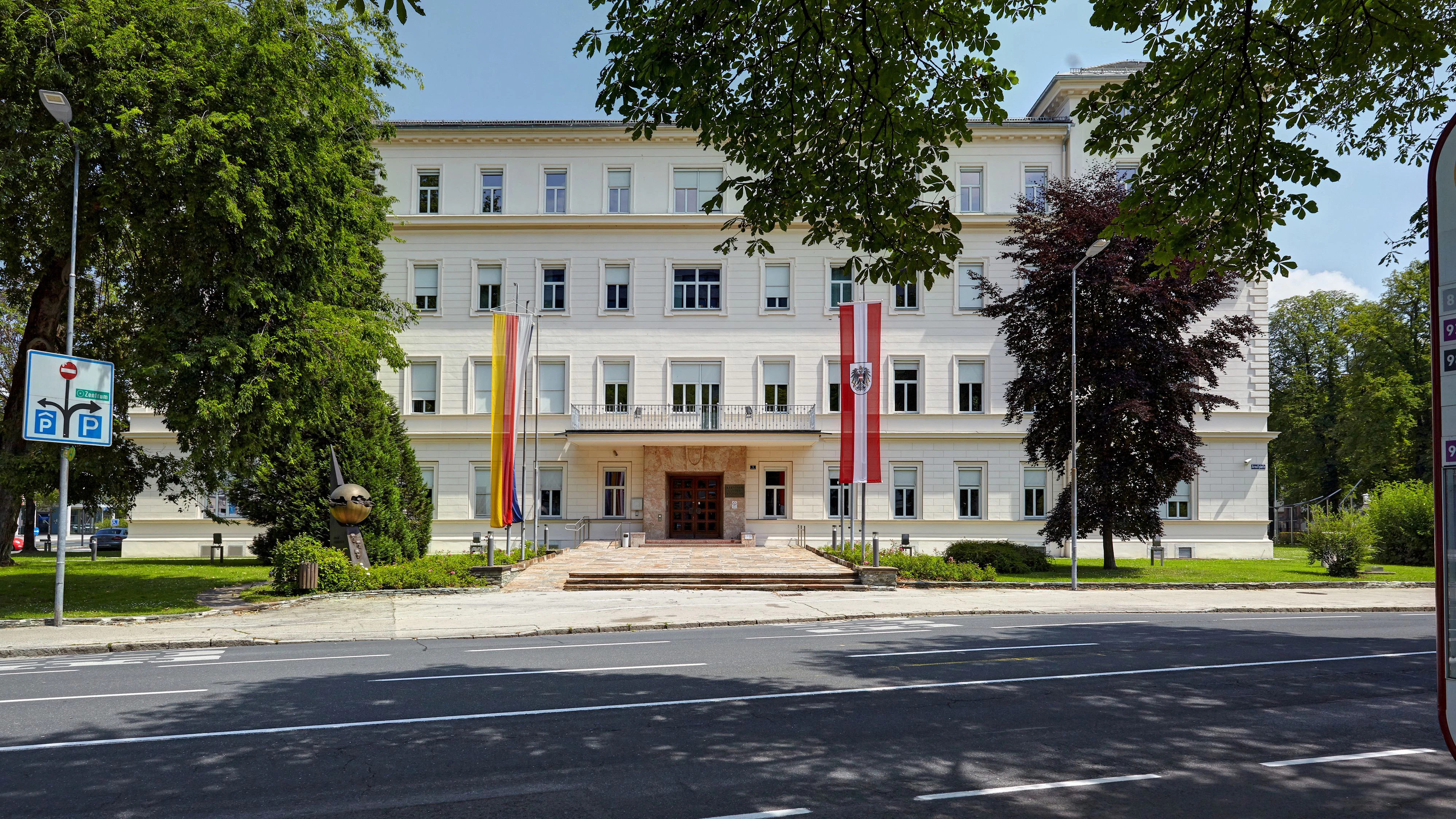 Im Amt der Kärntner Landesregierung brodelt es gewaltigt.