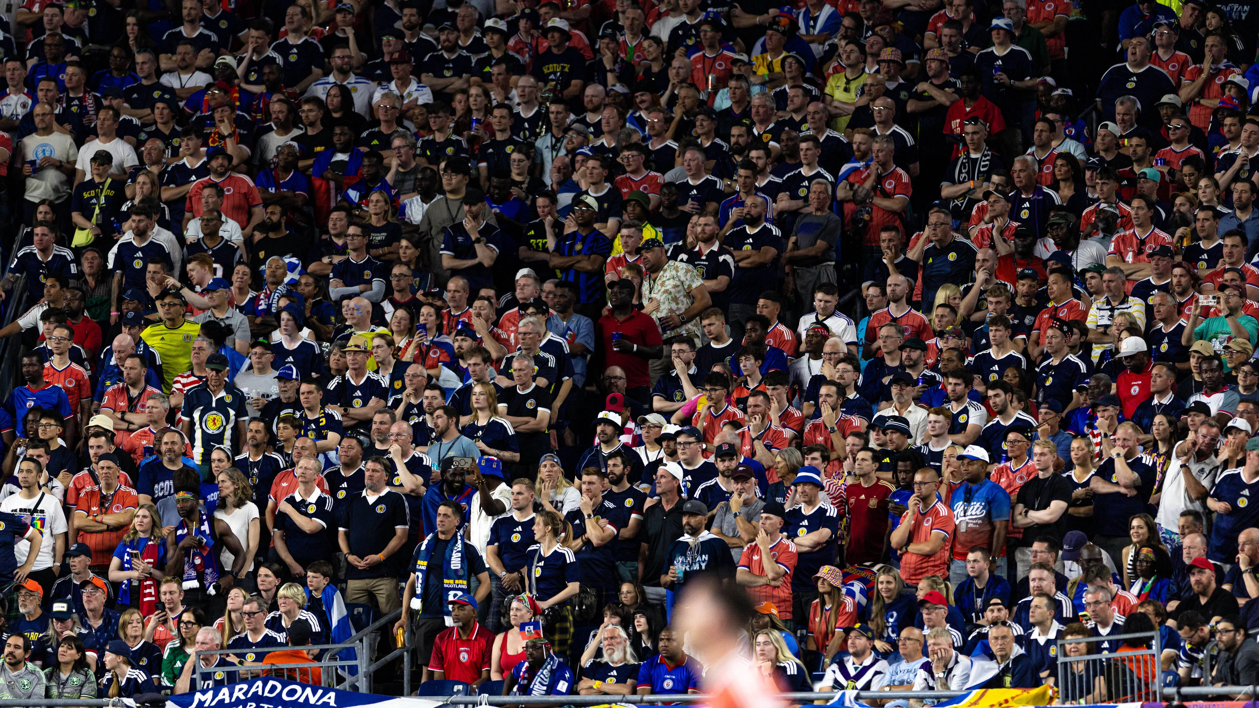 DDie schottischen Fußballfans im Stadion von Foxborough. 
