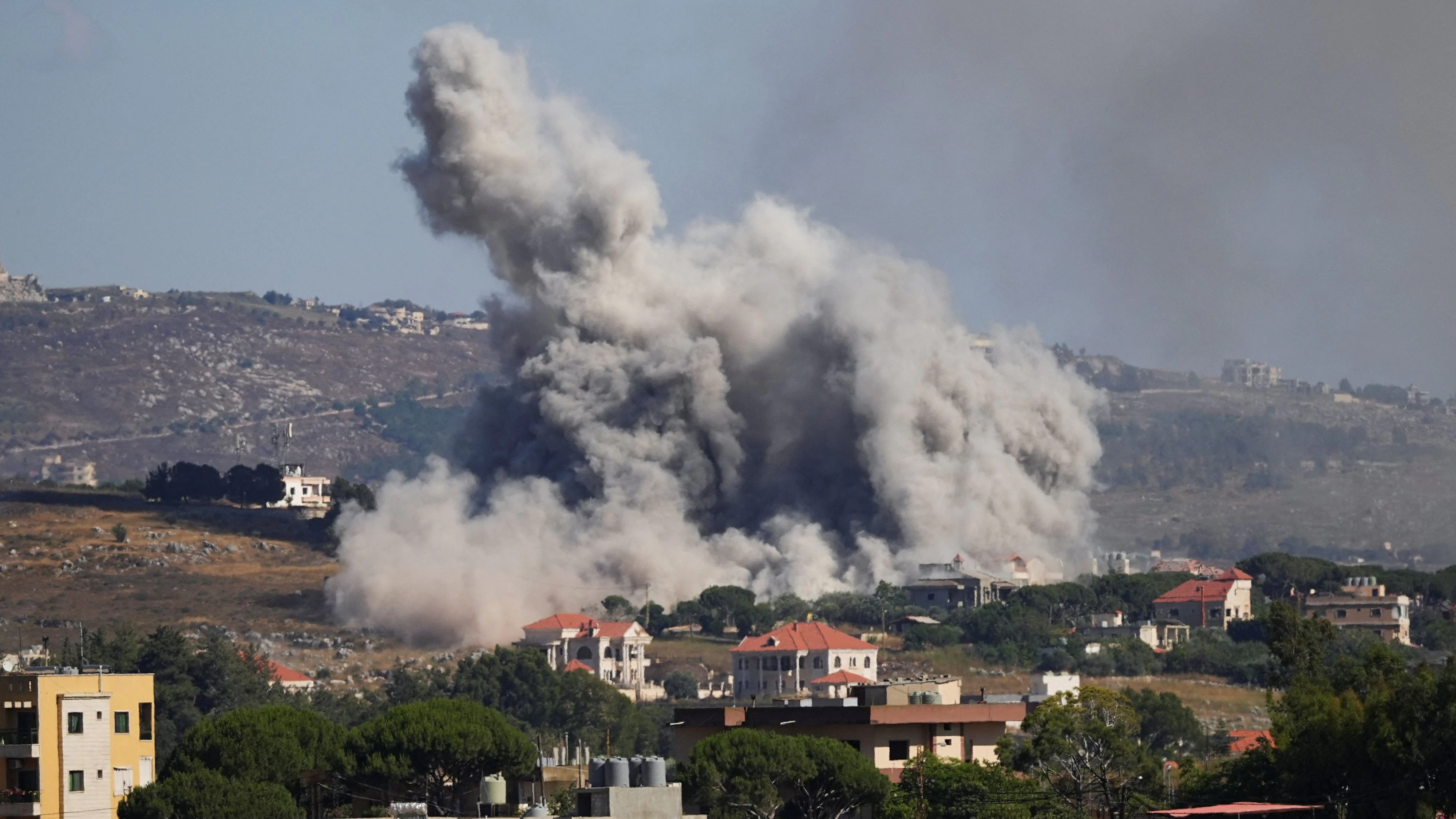 Smoke billows from southern Lebanon following an Israeli strike, as seen from Nabatieh, southern Lebanon, June 19, 2026. REUTERS/Stringer