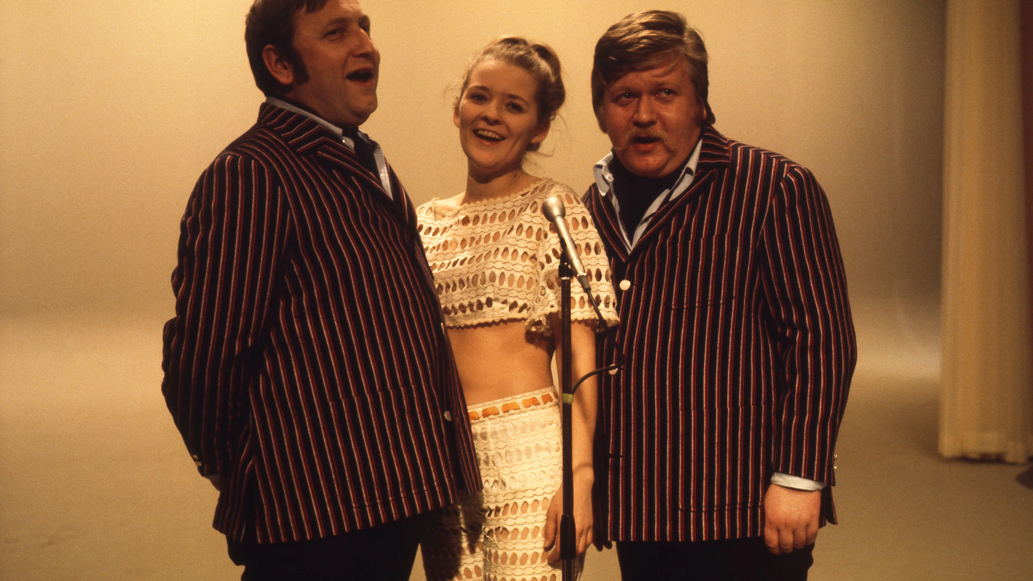 Ein Star im norwegischen TV: Kirsti Sparboe mit den Sängern Harald Heide-Steen Jr. und Rolv Wesenlund. (1970)