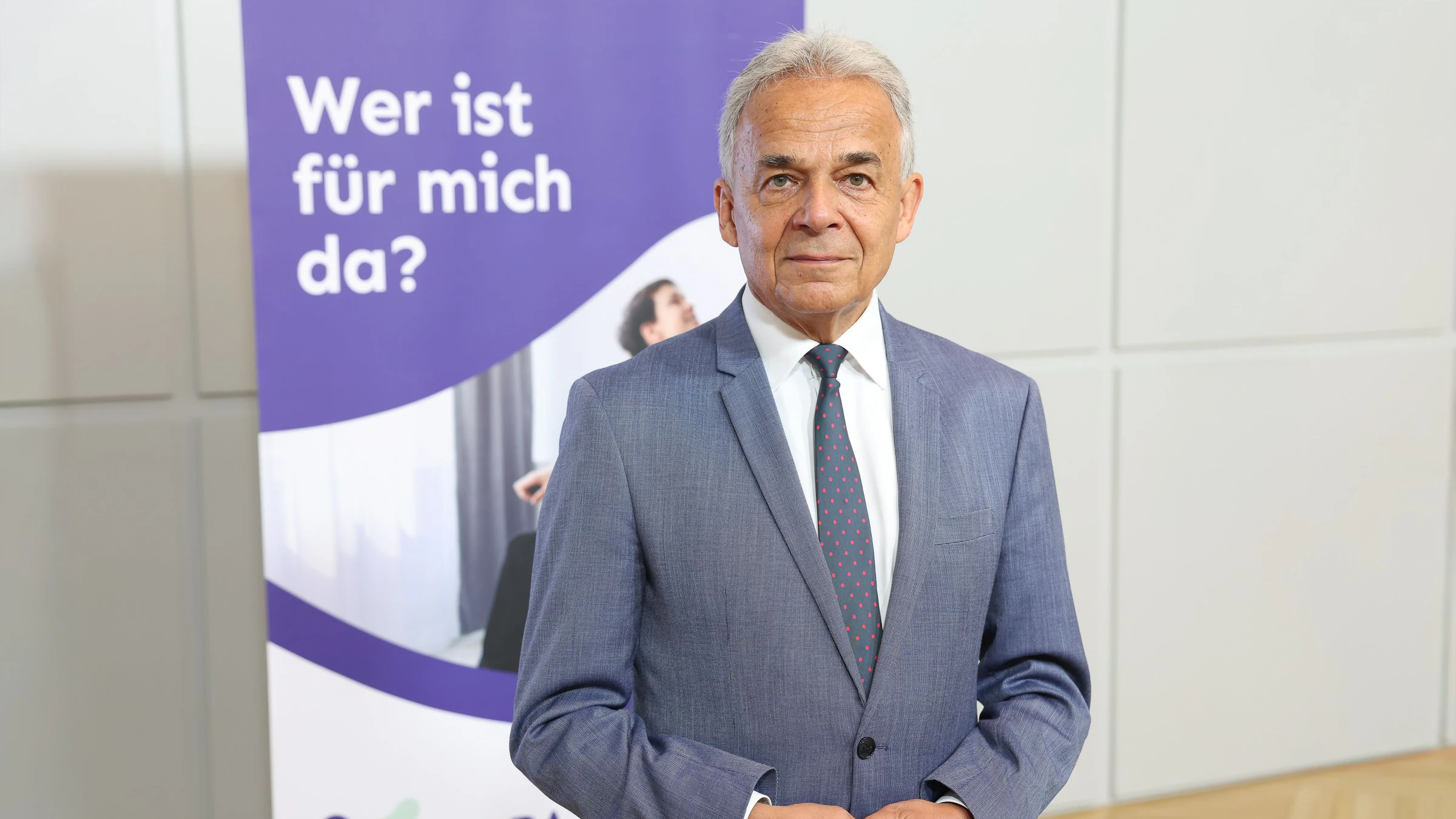 Patientenanwalt Gerhard Jelinek prüft Beschwerden und etwaige Schadenersatzforderungen.