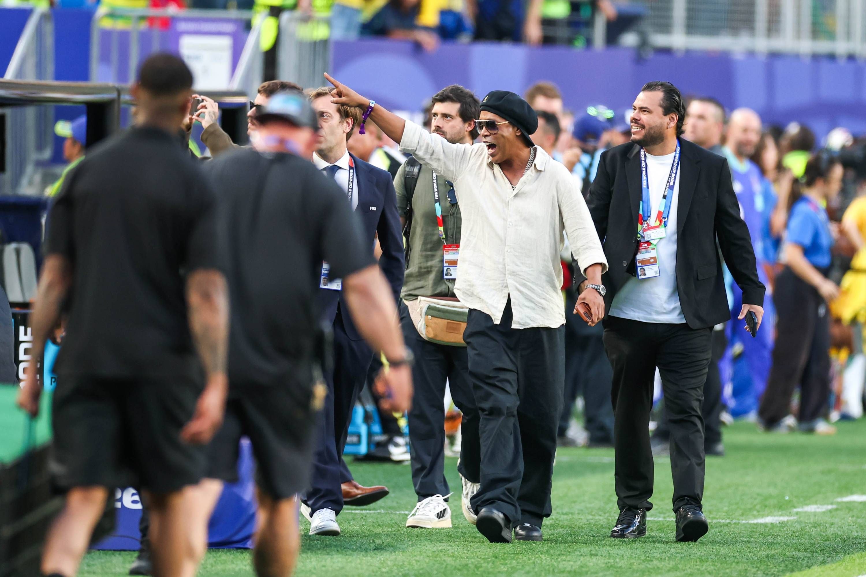 Ronaldinho plant ein spektakuläres Fußball-Comeback. 