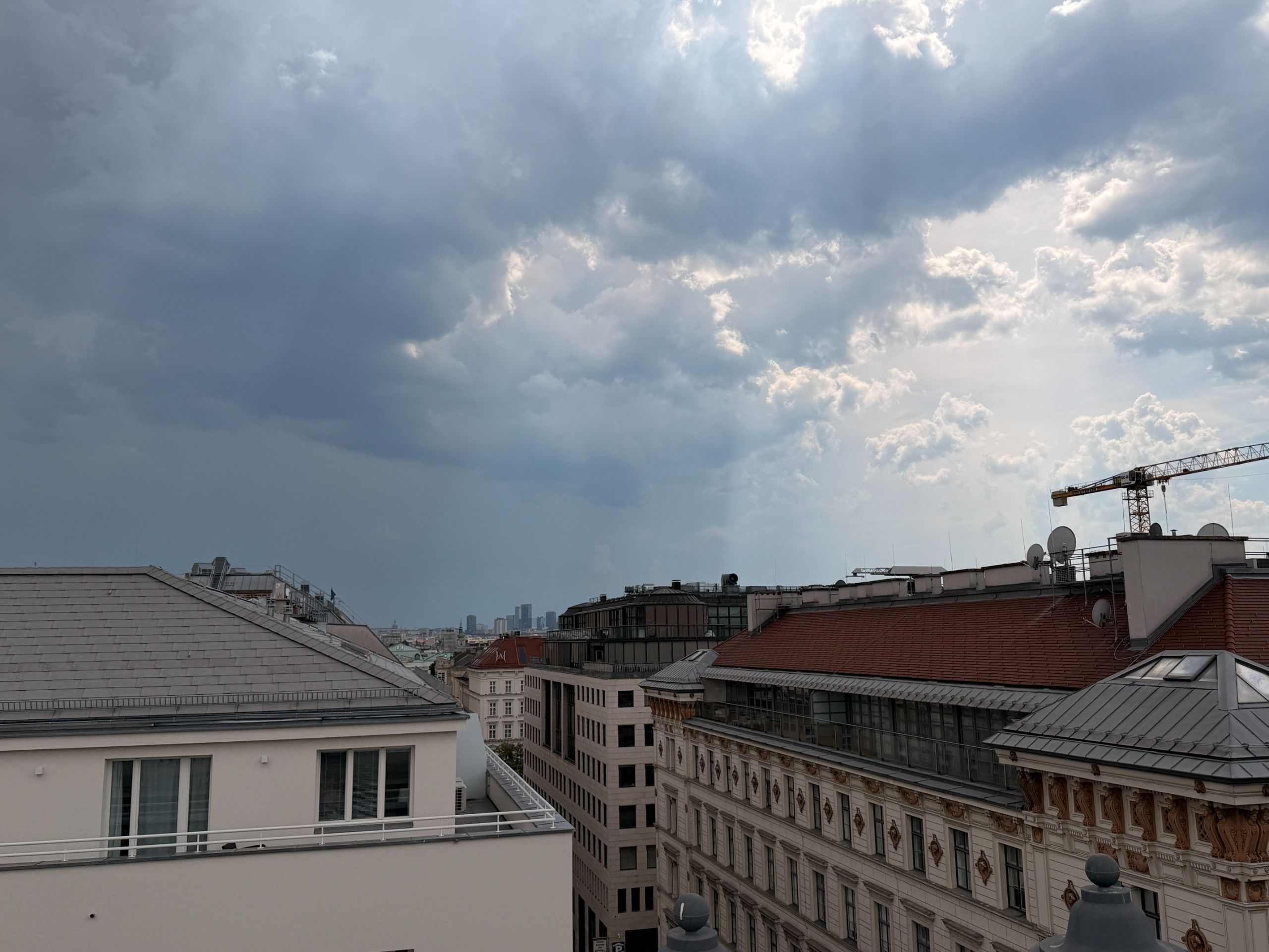 Heute.at - Hagel und große Überflutungen – Schwergewitter-Alarm