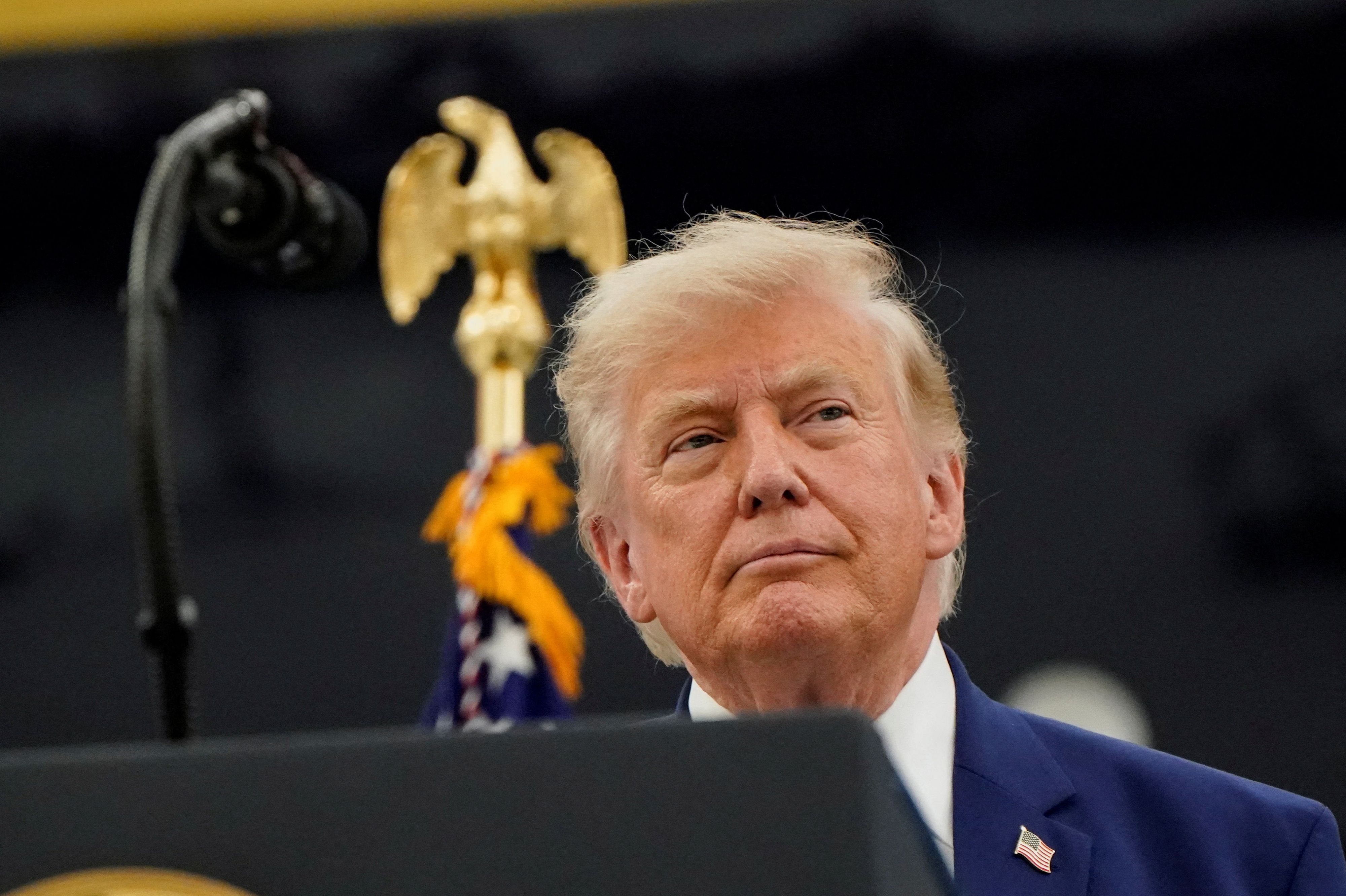 Sollte keine umfassende Einigung zur Beendigung des Iran-Krieges erzielt werden, würden die USA Gebühren für den Seeweg erheben, so Trump.