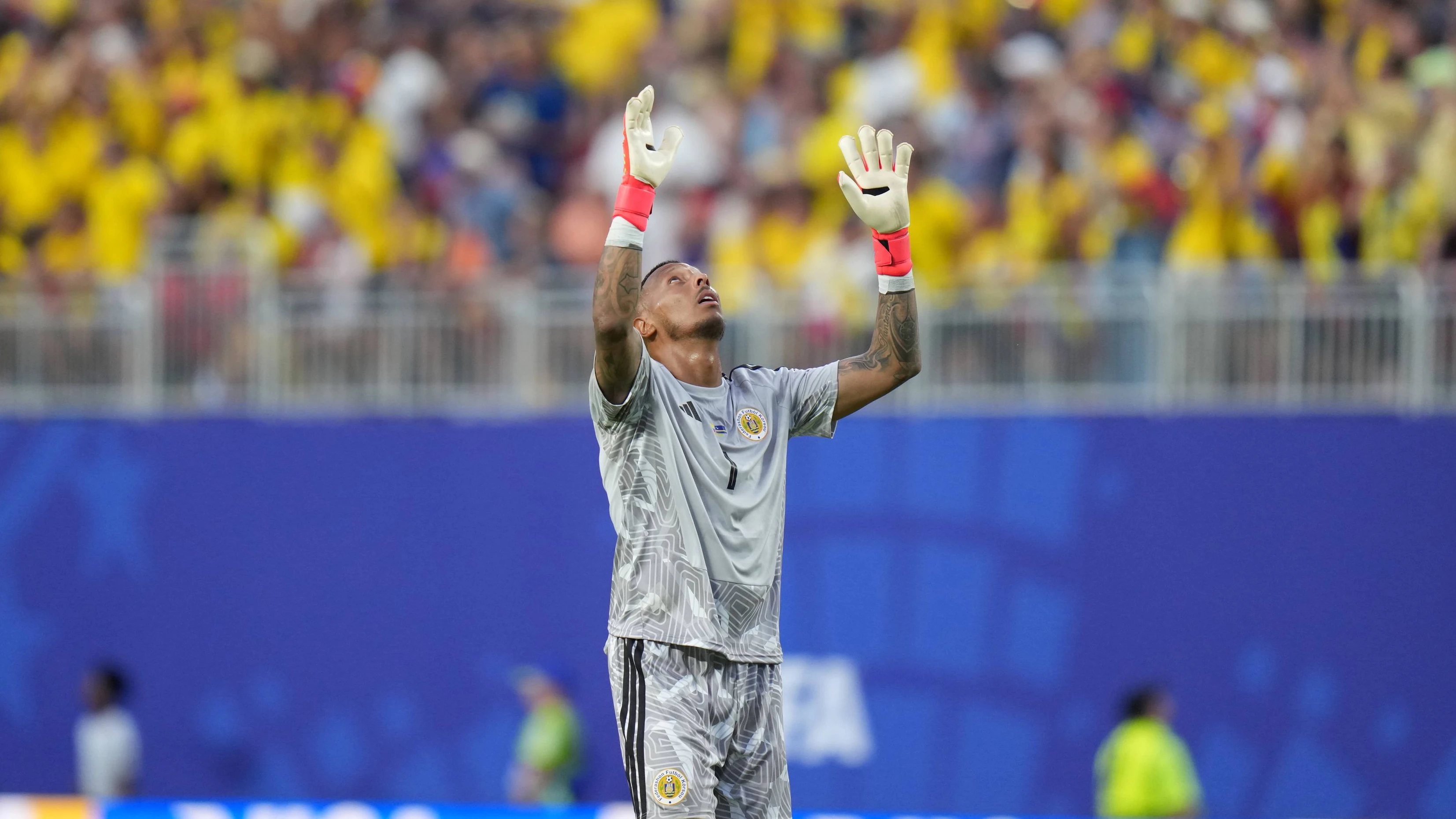 Eloy Room warf sich zu 15 Paraden gegen Ecuador. 