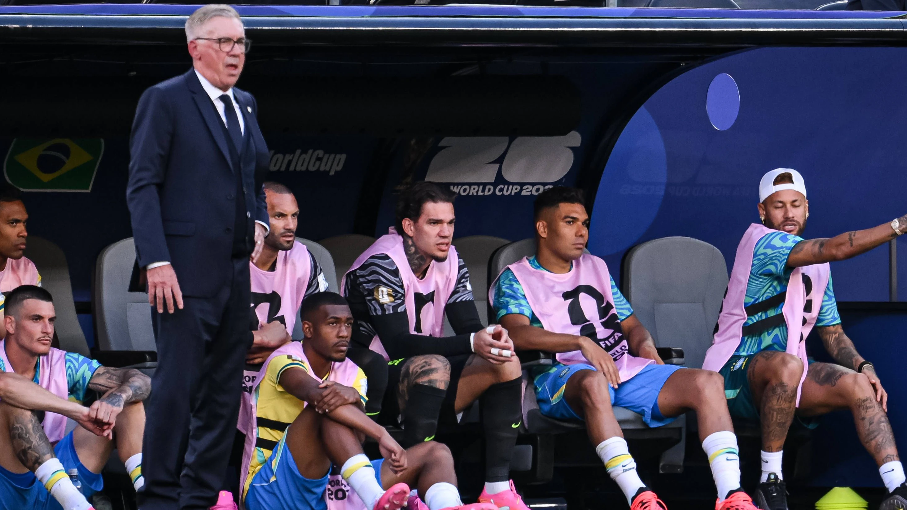 Casemiro auf der Bank von Brasilien. 