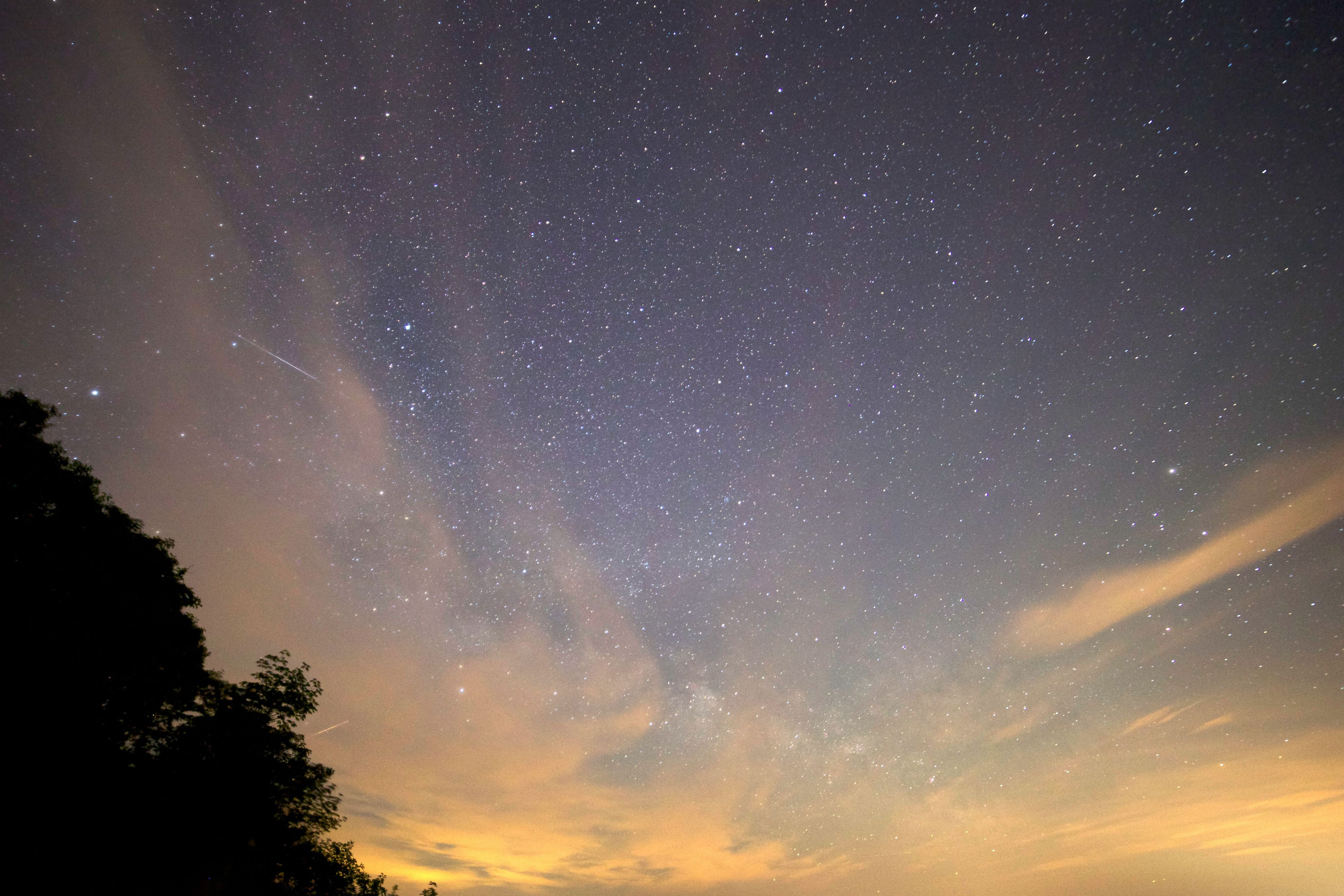Kommen nur 1-2 Sternschnuppen pro Stunde oder gar 50 bis 100? Die Juni-Bootiden gelten als astronomisches Überraschungs-Ei.