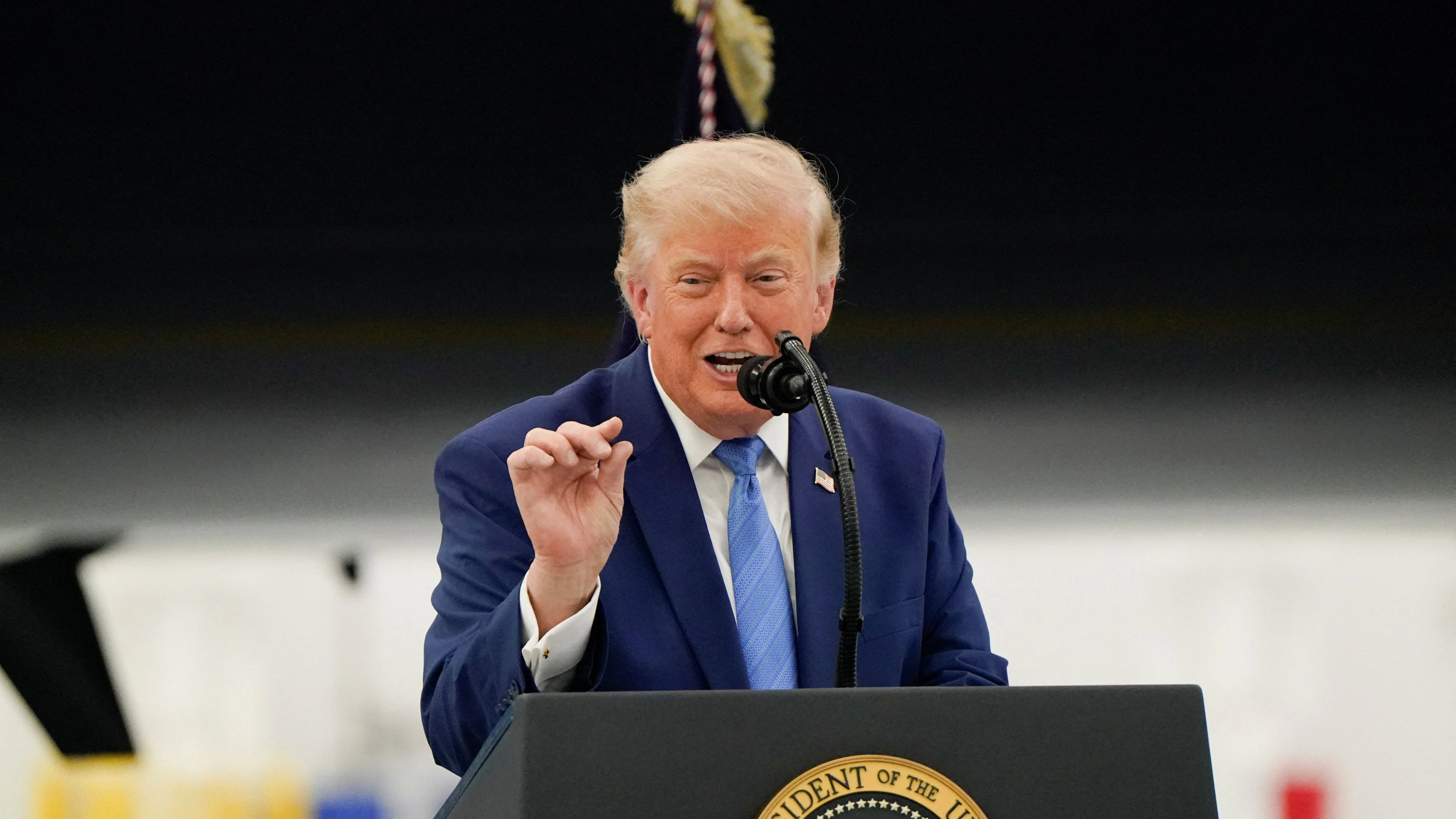 Heute.at - Wegen Hisbollah! Trump droht Iran mit neuen Angriffen