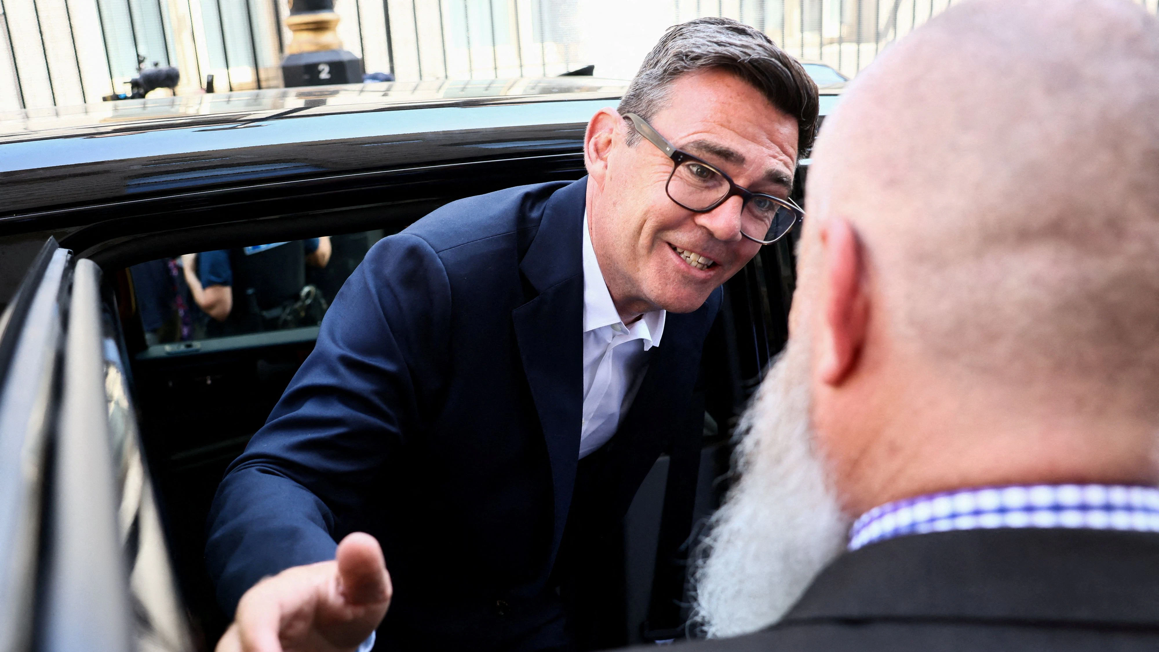 Andy Burnham gilt als möglicher Nachfolger des zurückgetretenen Premierministers Keir Starmer. Am Montagnachmittag wurde er im britischen Unterhaus angelobt.