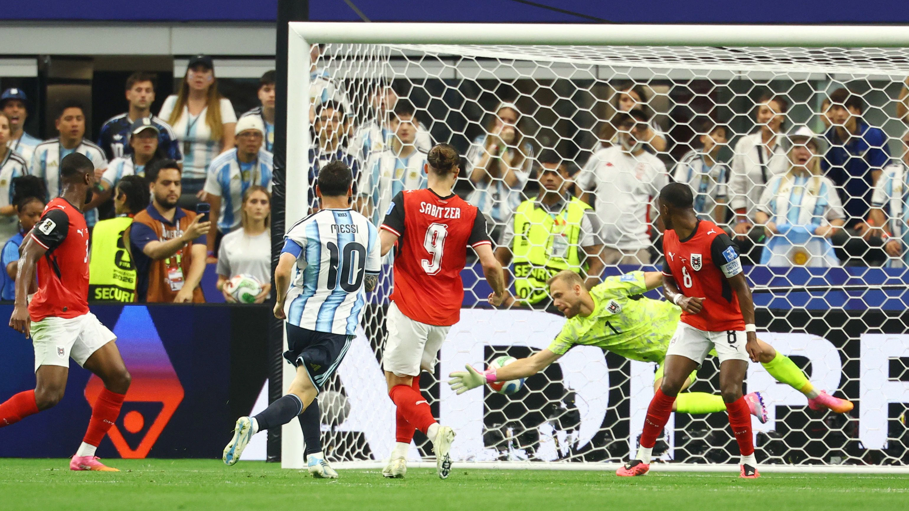 Lionel Messi 