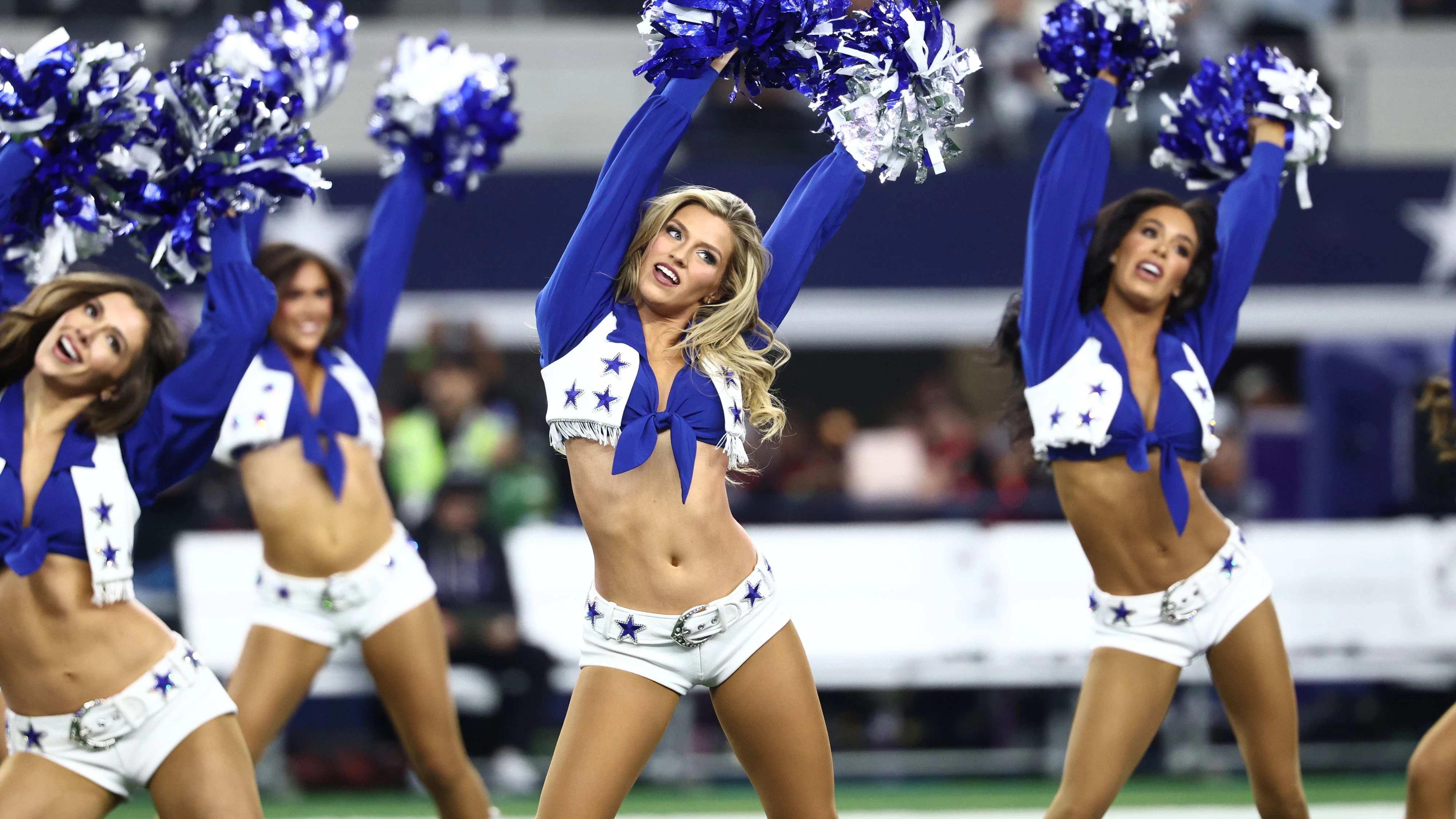 Heute.at - Cowboys-Cheerleader heizen Österreich bei WM ein
