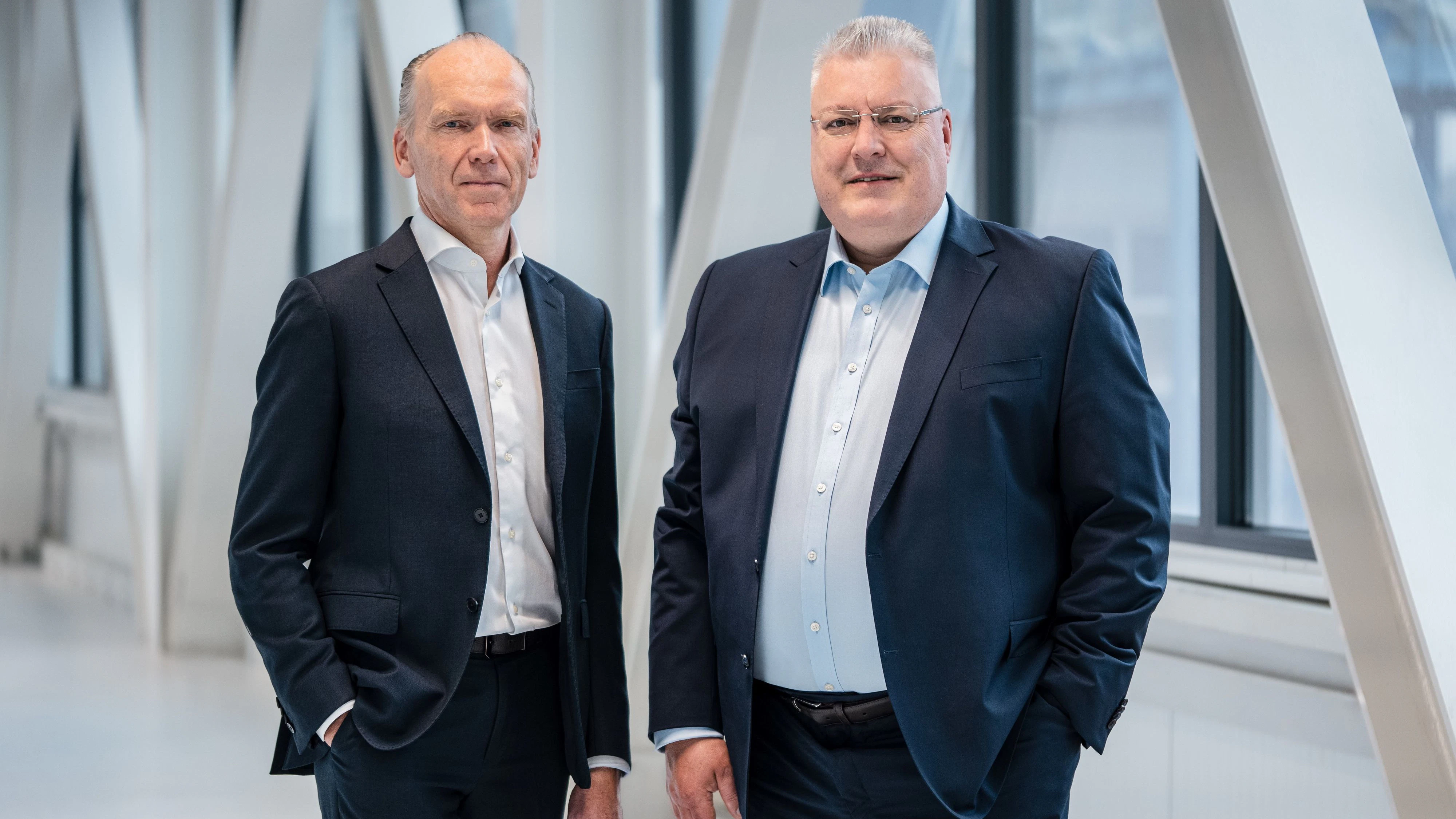 Bestätigung der operativen und finanziellen Performance mit AT&S: CFO Gerrit Steen (links) und CEO Michael Mertin.