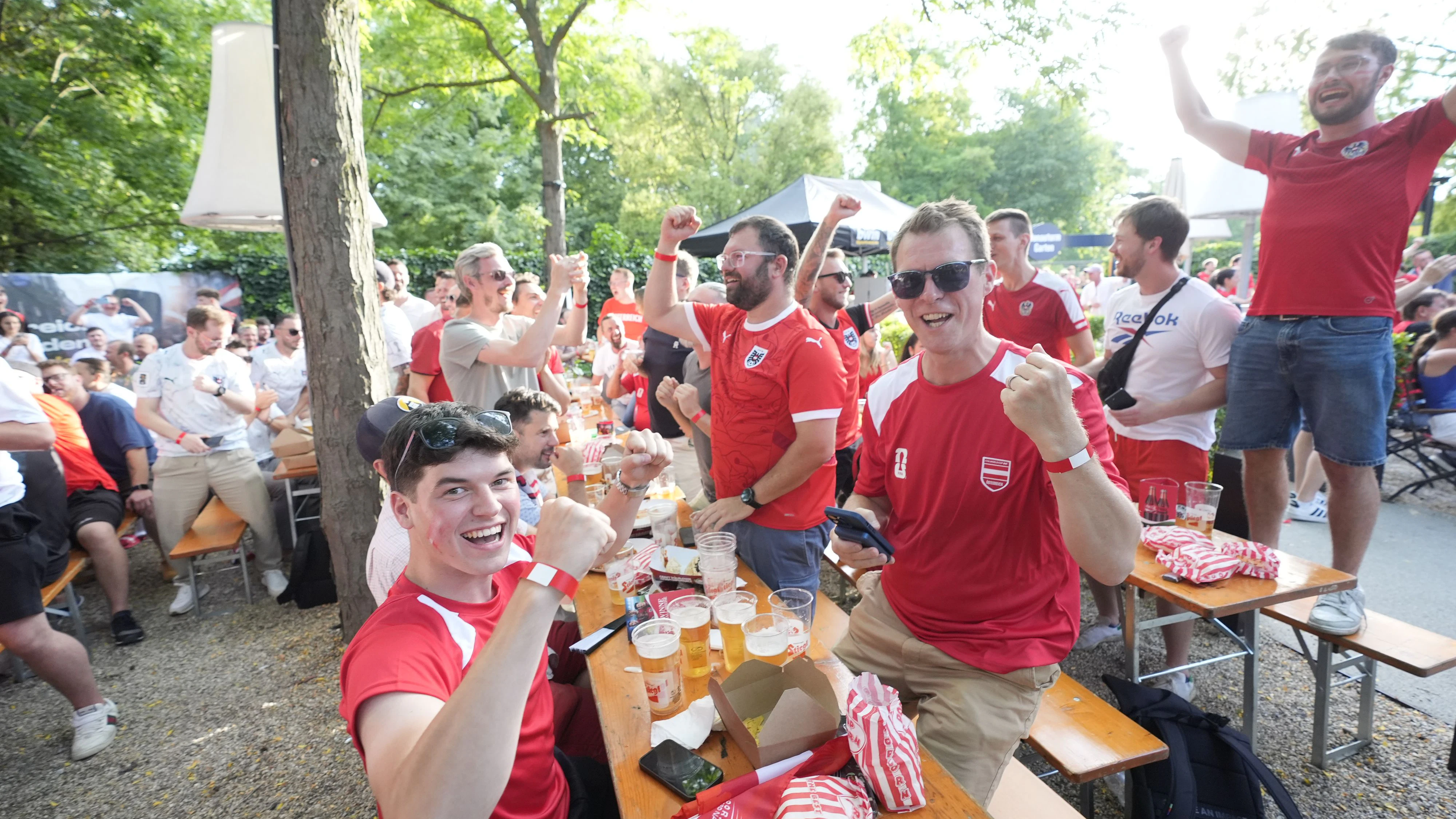 Heute.at - Emotion pur! So verfolgten Wiener WM-Hit gegen Messi