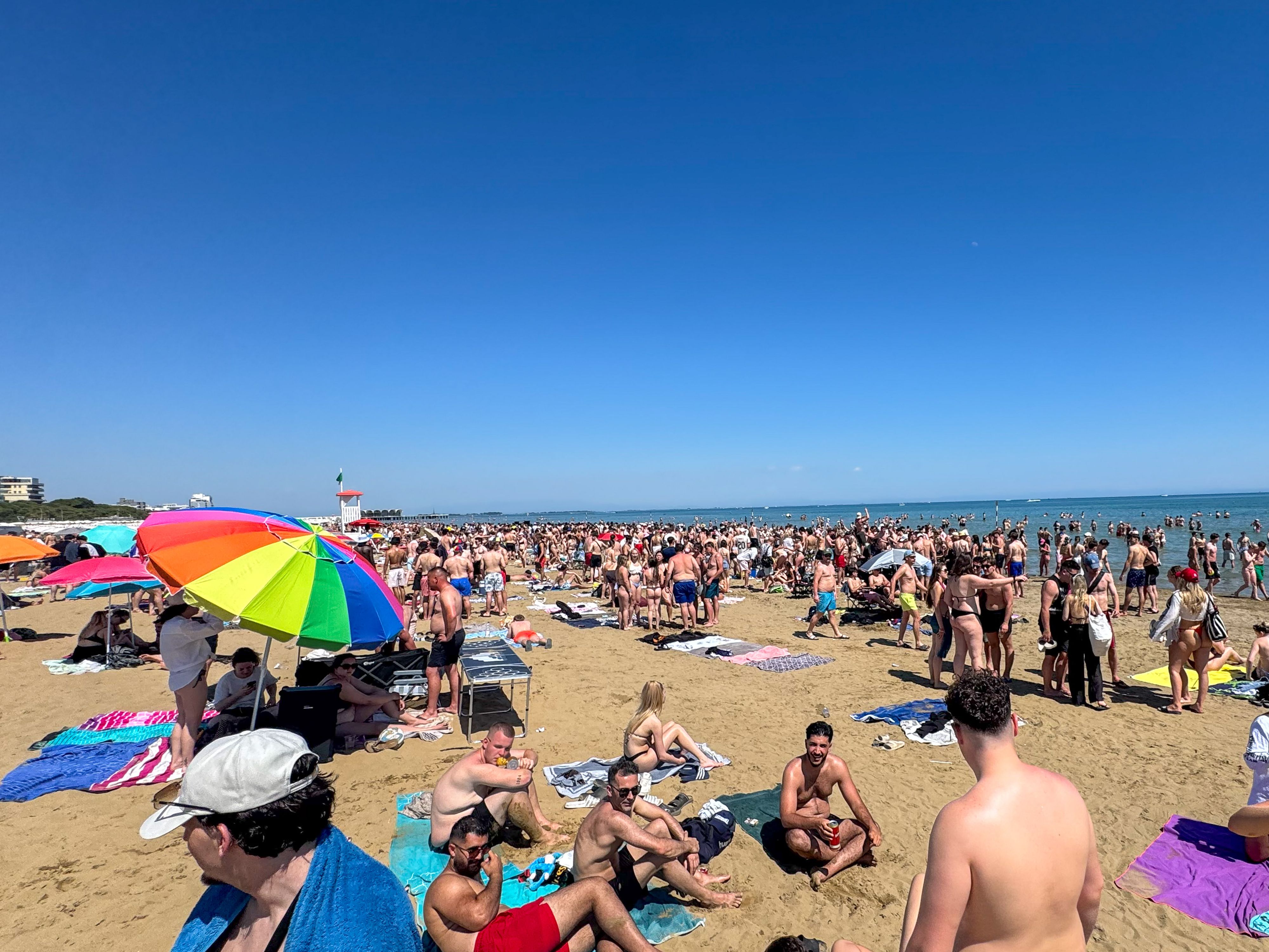 19 Österreicher wurden wegen Hitzschlag in Lignano versorgt.