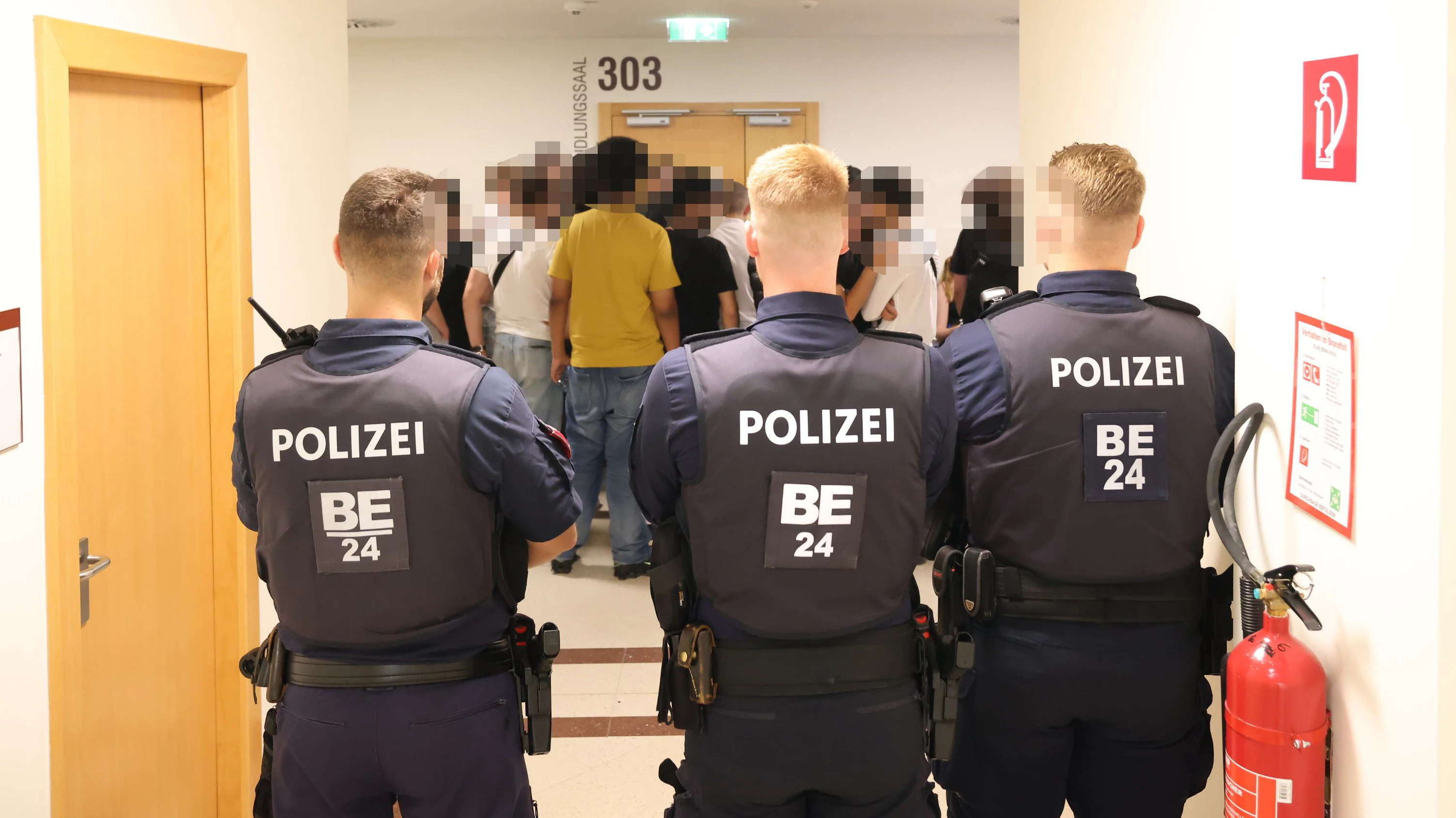 Großer Andrang am Landl in Wien beim Prozess um die brutale Racheaktion