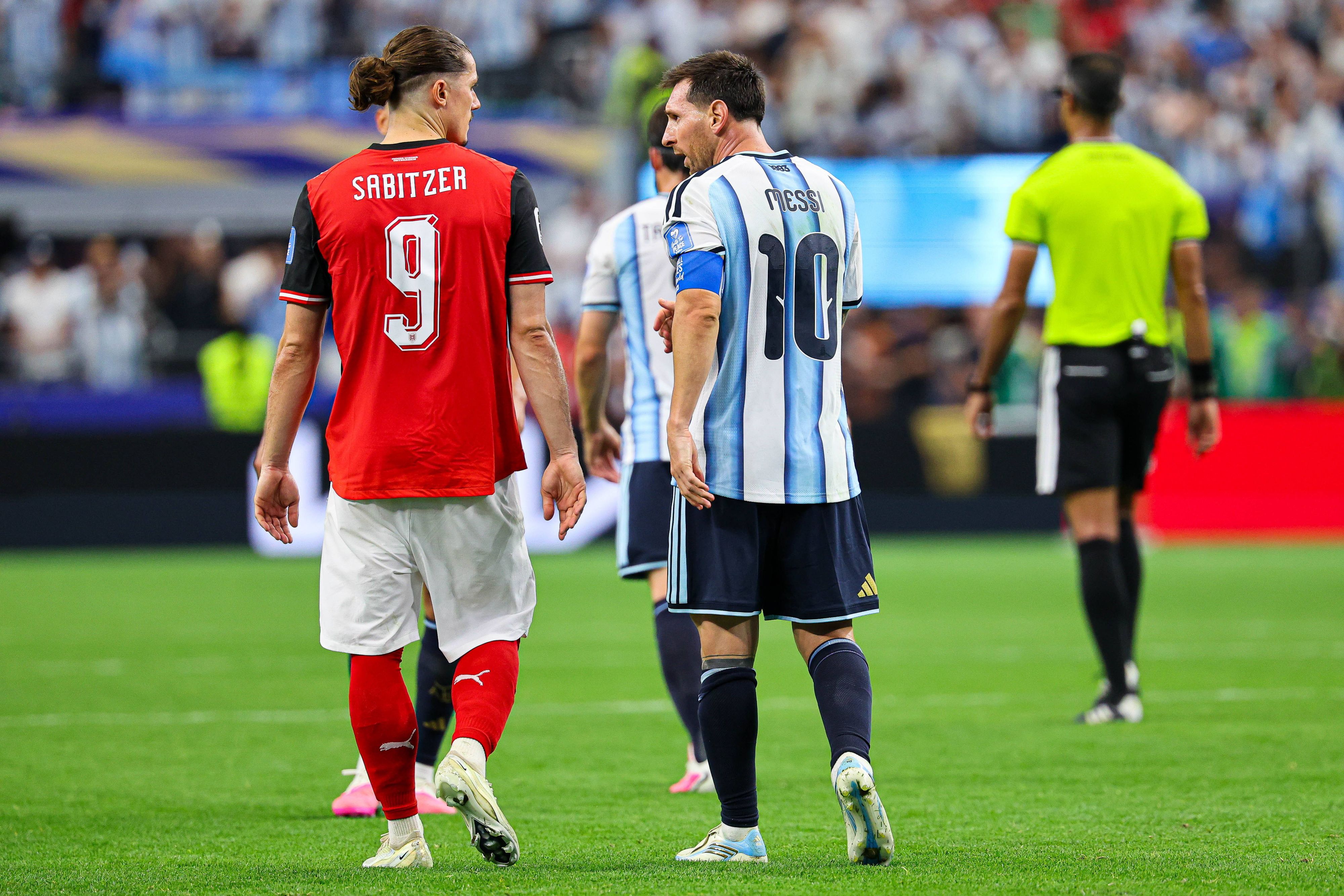 Marcel Sabitzer und Lionel Messi.
