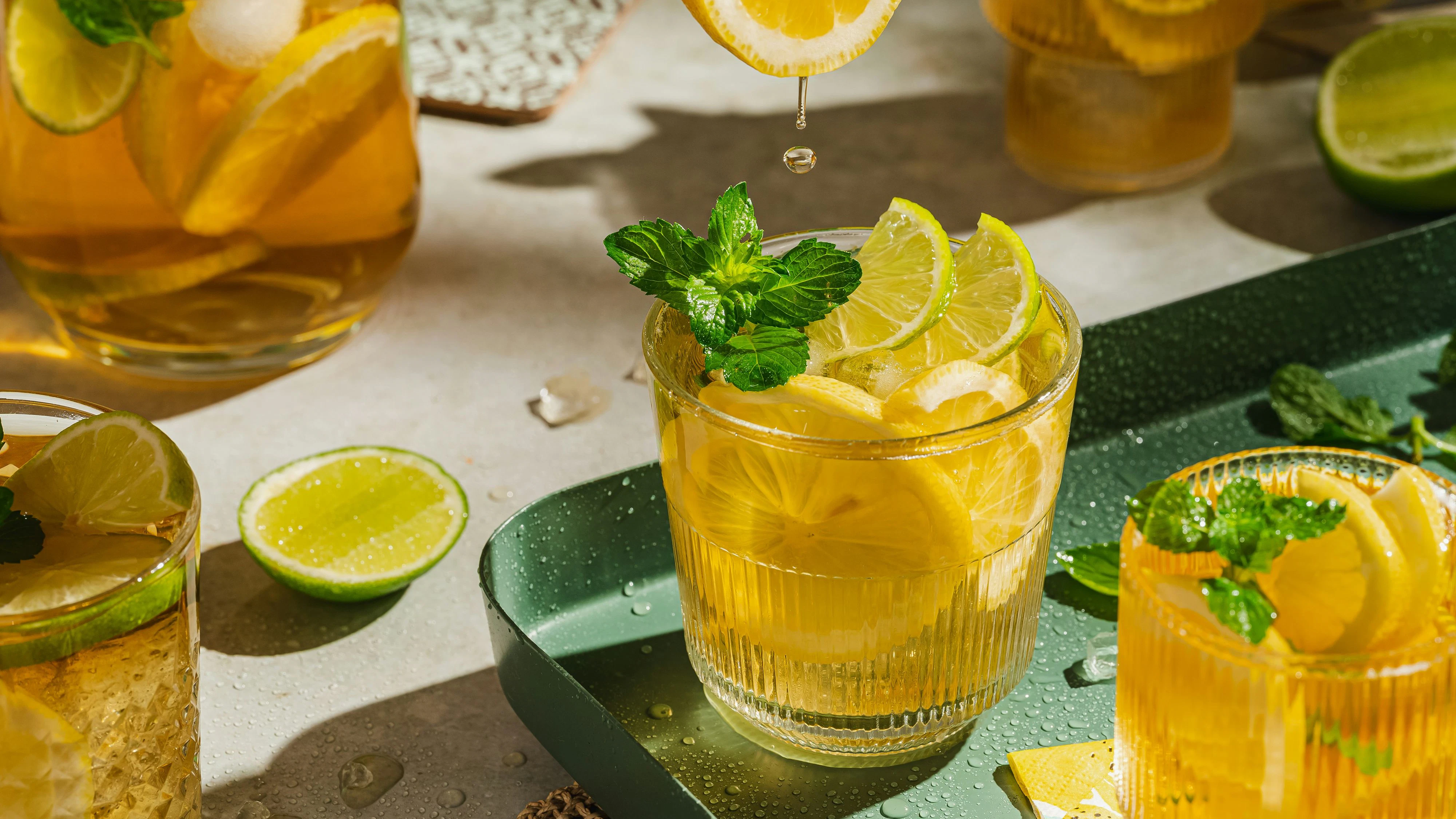 Für viele gehört ein alkoholischer Drink zum Sommer dazu. 