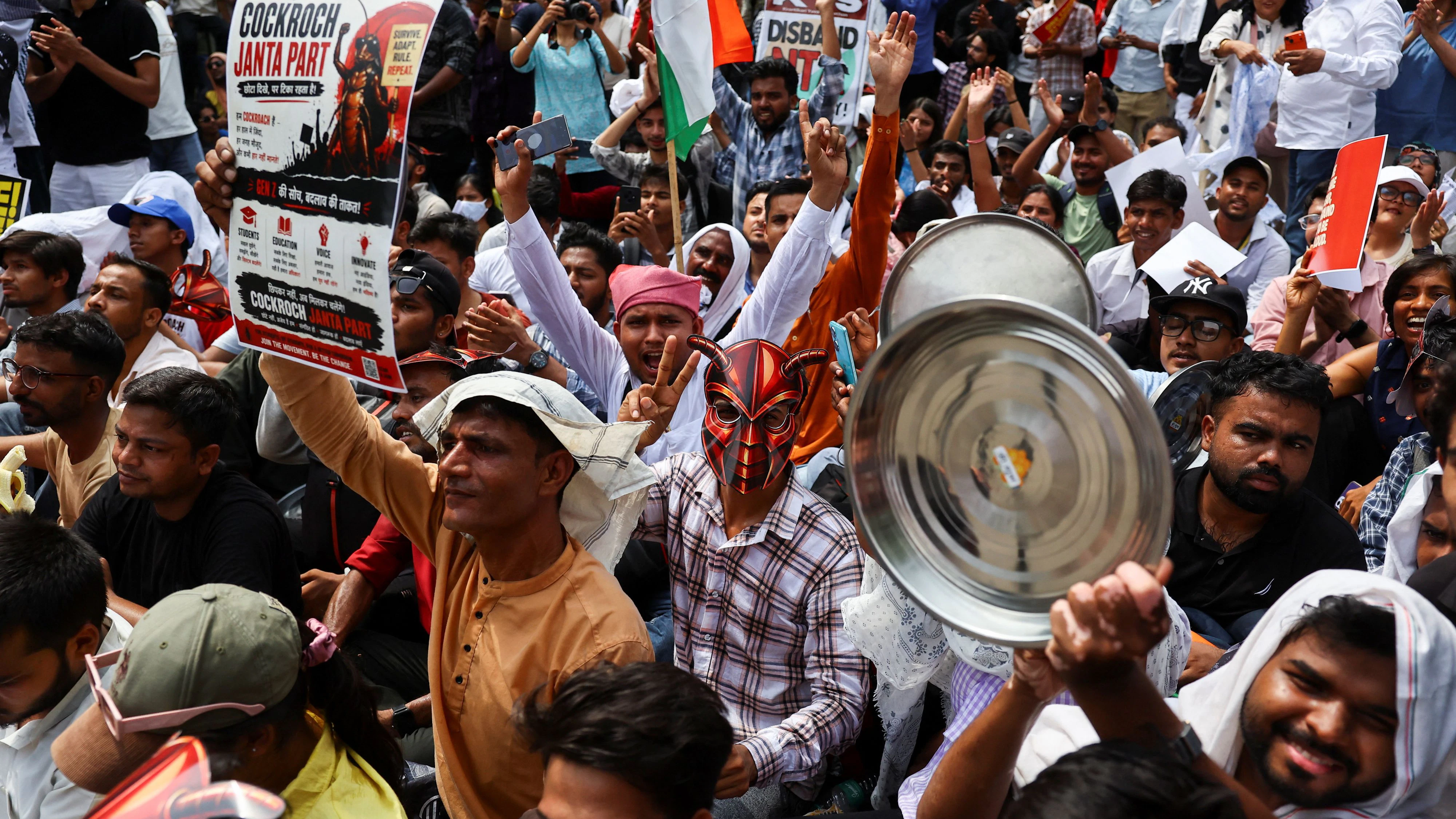 Heute.at - Protest gegen Indiens Bildungssystem hält an