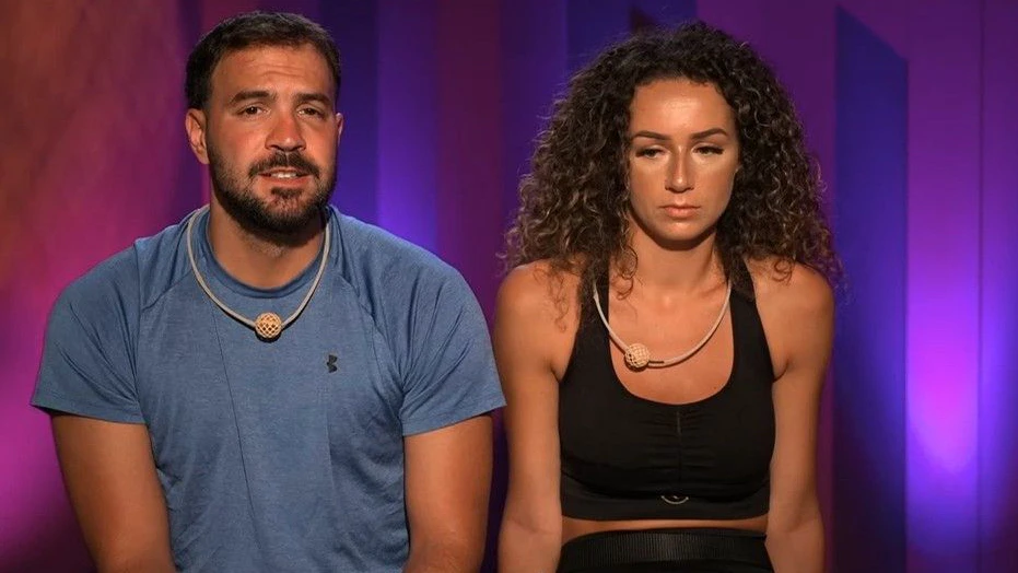 Samira und Yasin streiten, sie nähern sich wieder an, sie suchen Kompromisse.