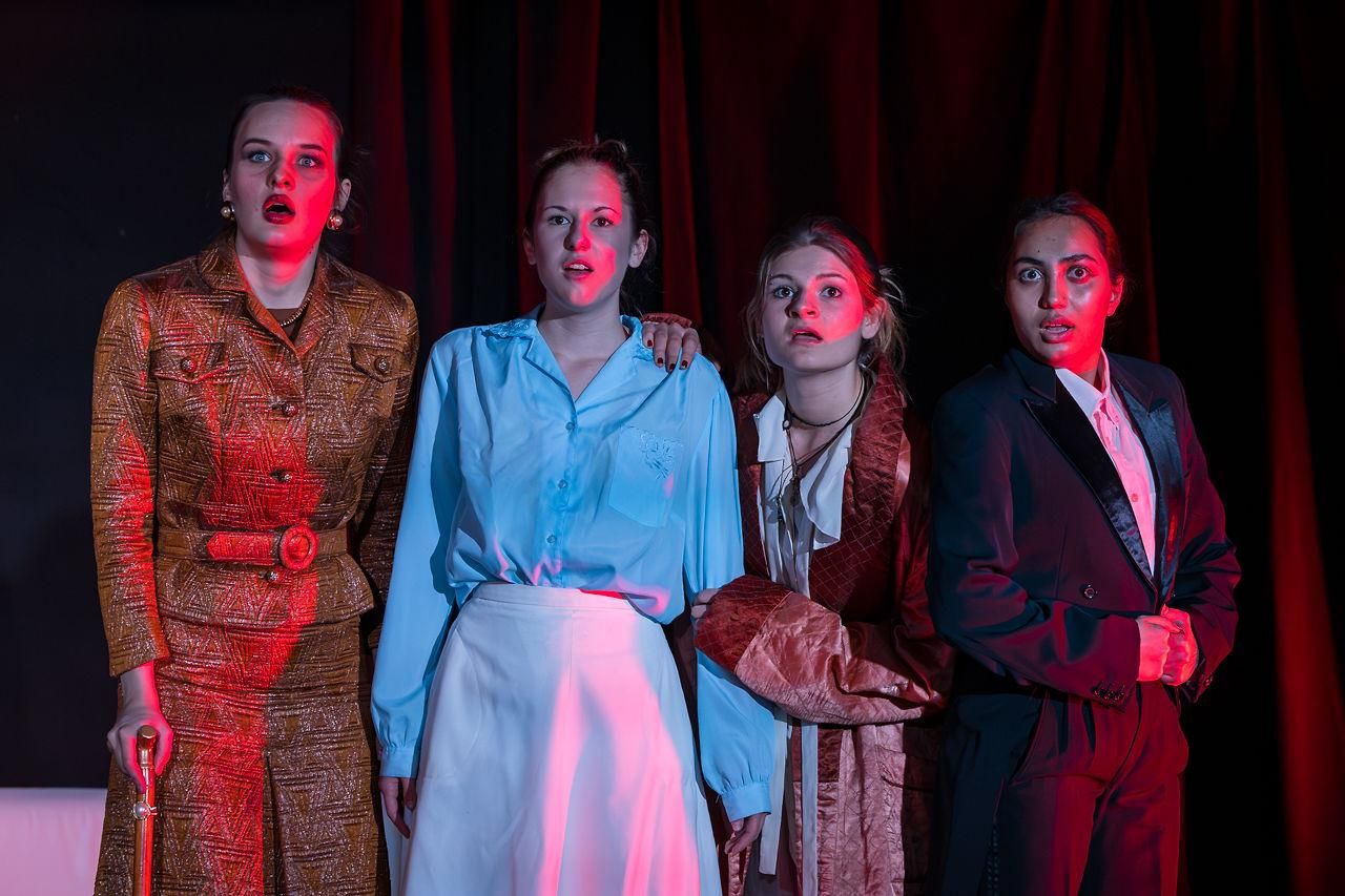 Heute.at - Gespenster, Theaterfest und ein frischer Wind