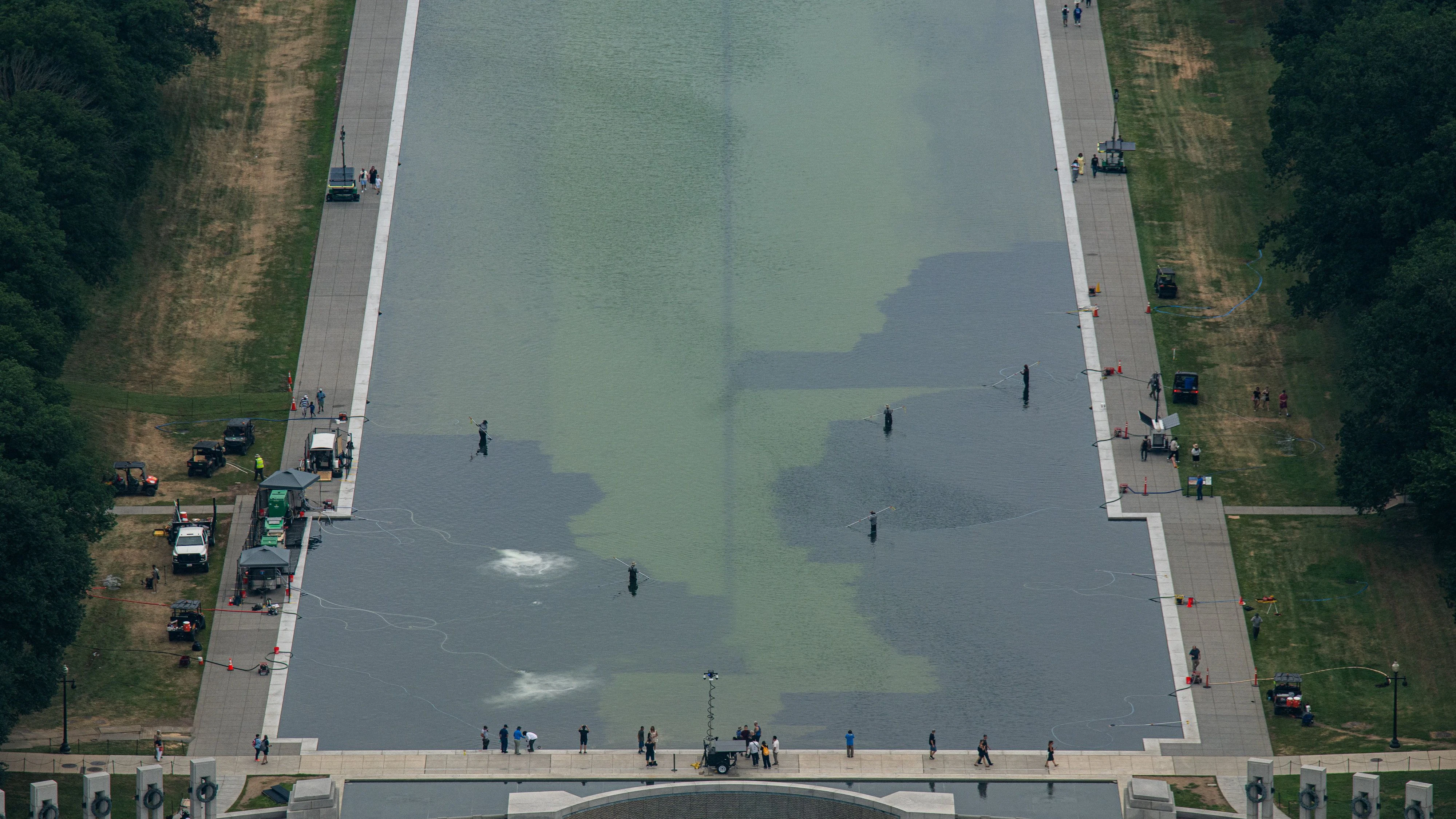 Der sogenannte Reflecting Pool kämpft mit einer Algen-Plage.