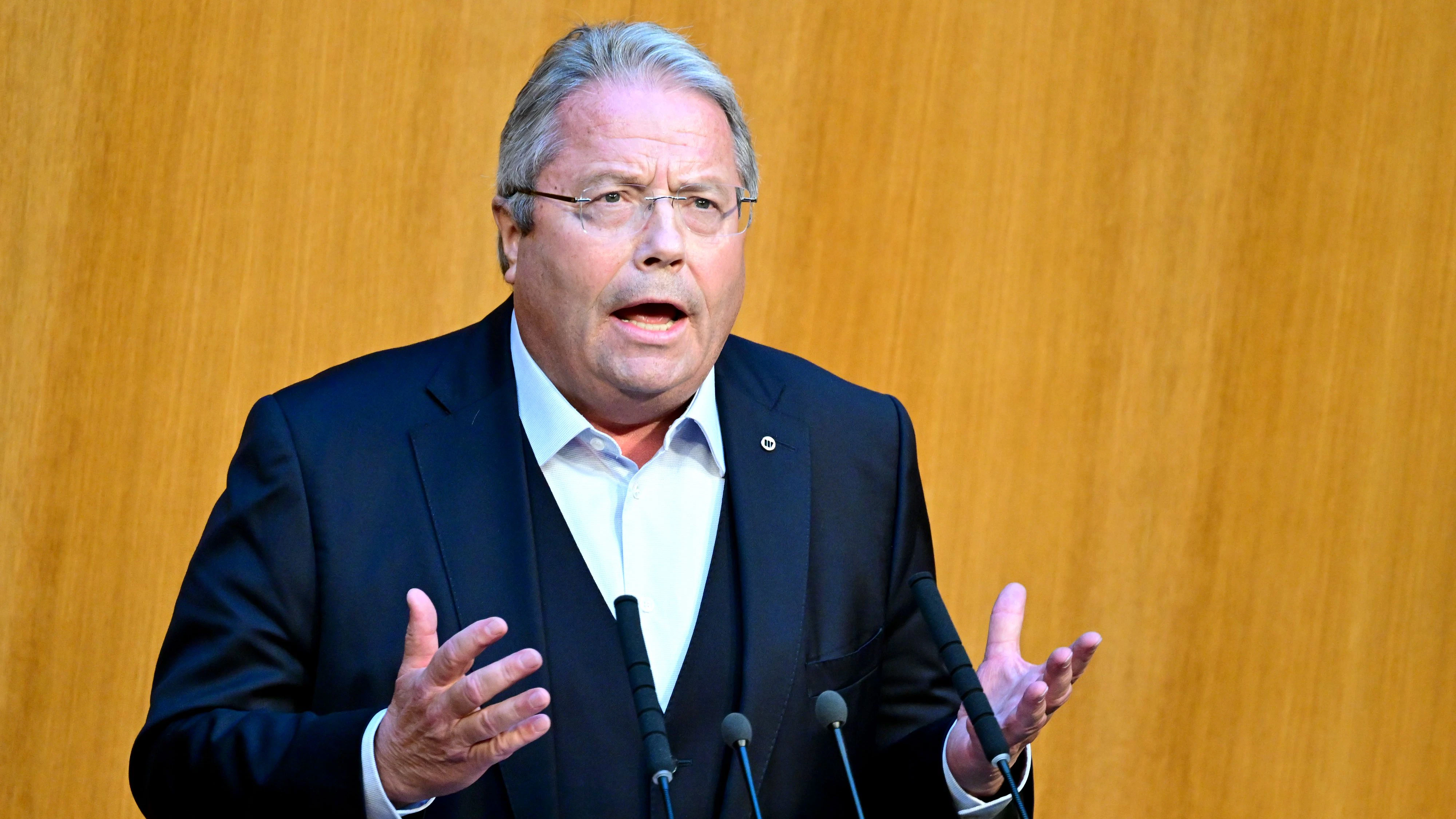 Heute.at - ÖVP-Mann tobt: Depperter Babler-Vorschlag