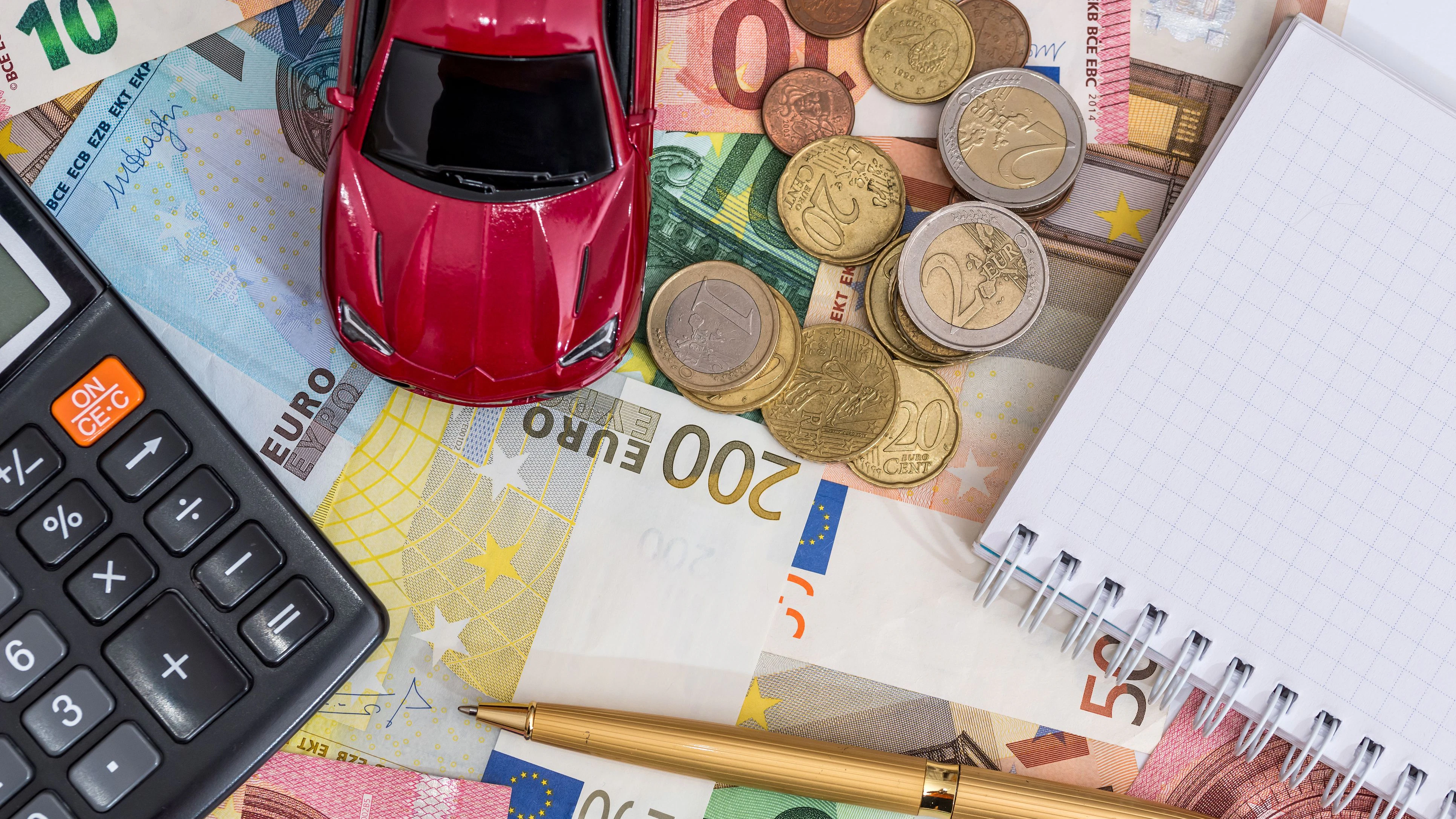 Heute.at - Ölpreis auf Talfahrt – aber Lenker blechen weiter