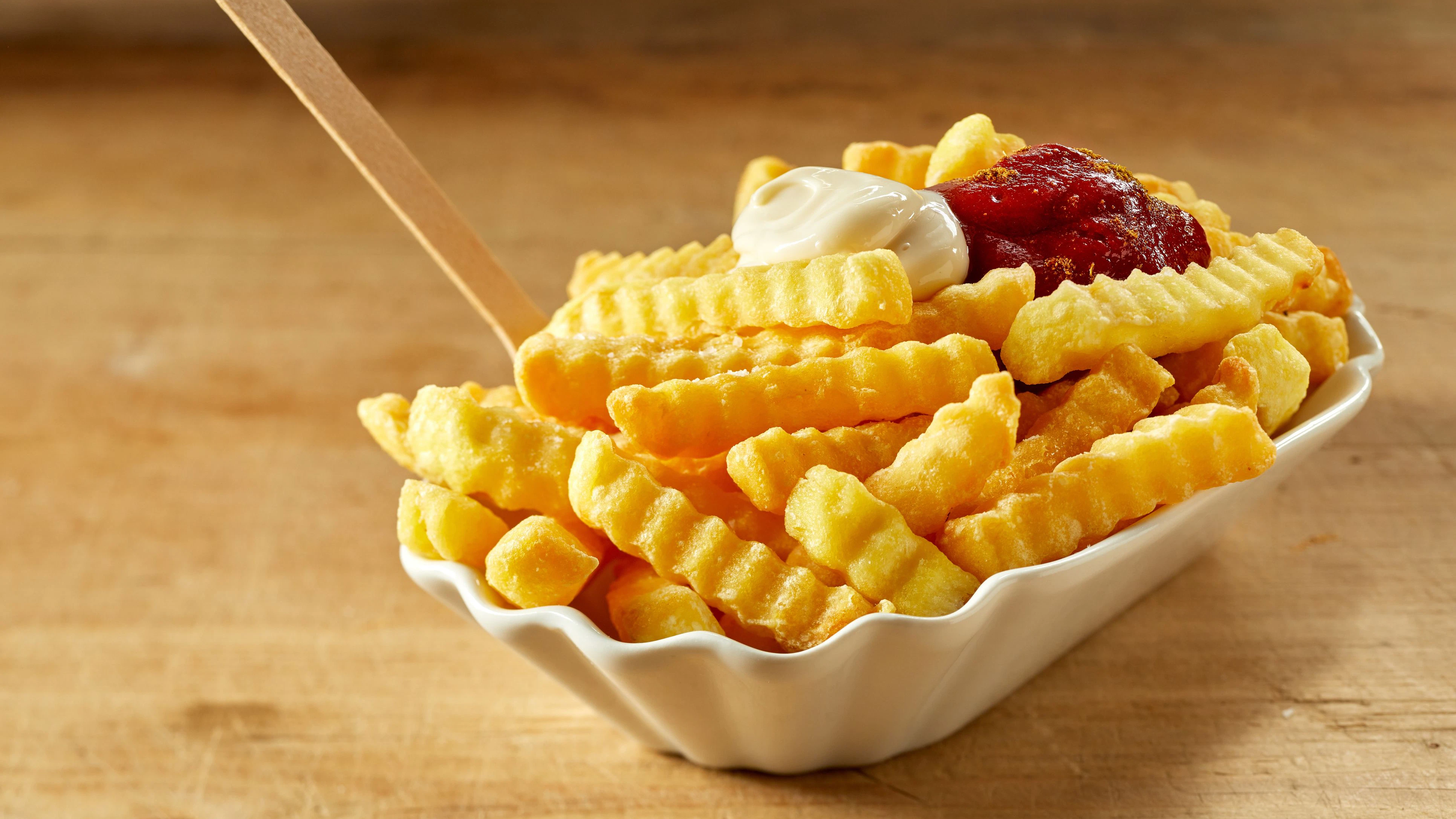 Wartezeit und Portionsgröße der Pommes sorgen in Hartberg für großen Frust. (Symbolbild)