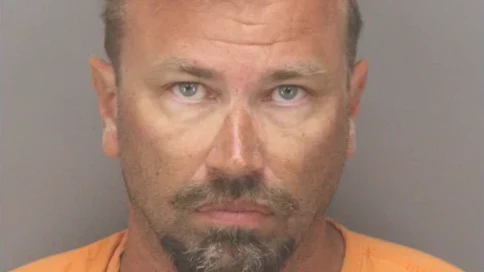 Chad Essert (44) soll ein Mädchen mehrfach missbraucht haben