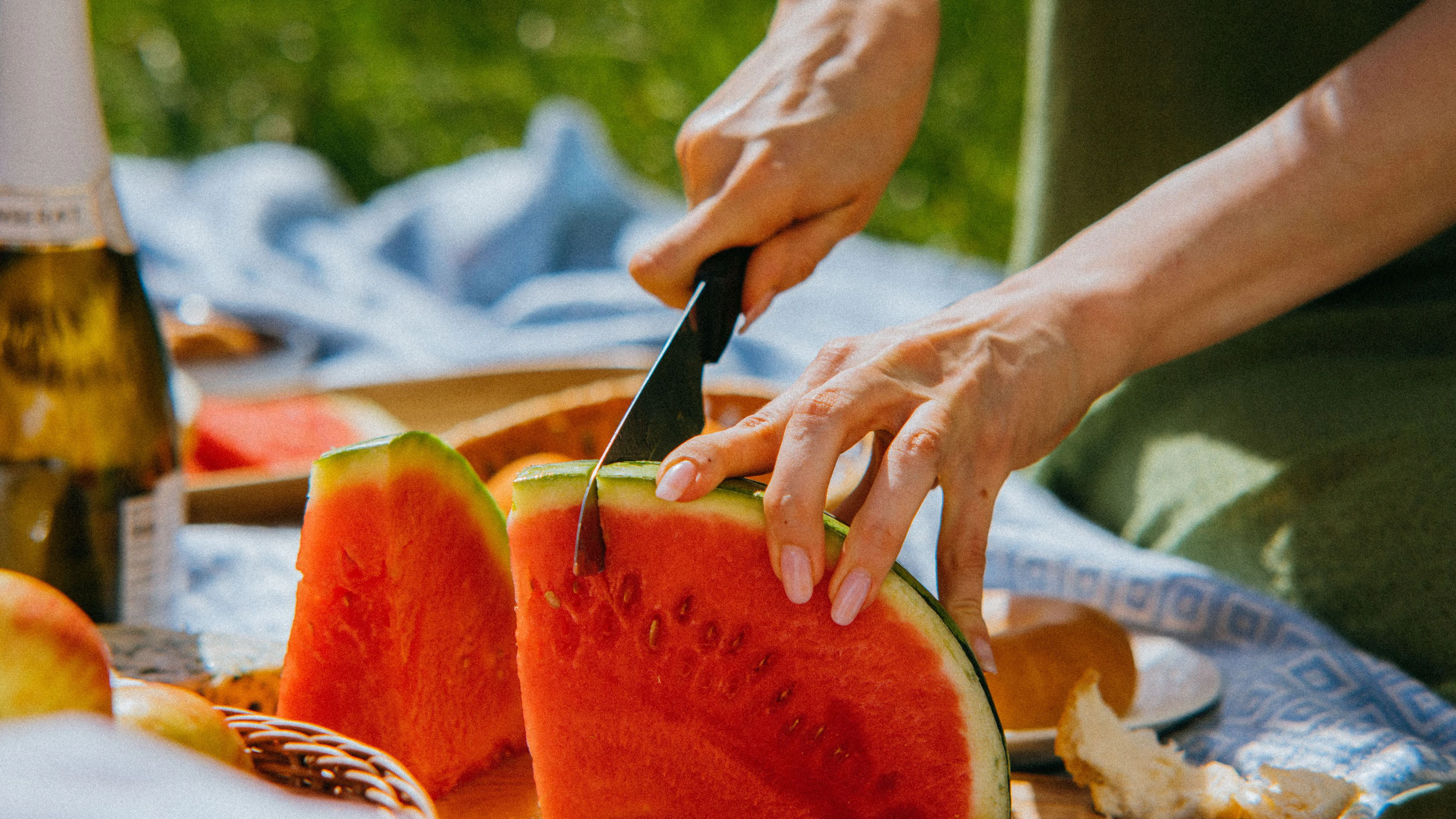 Kalorienarme Snacks sind vor allem im Sommer besonders bekömmlich. 
