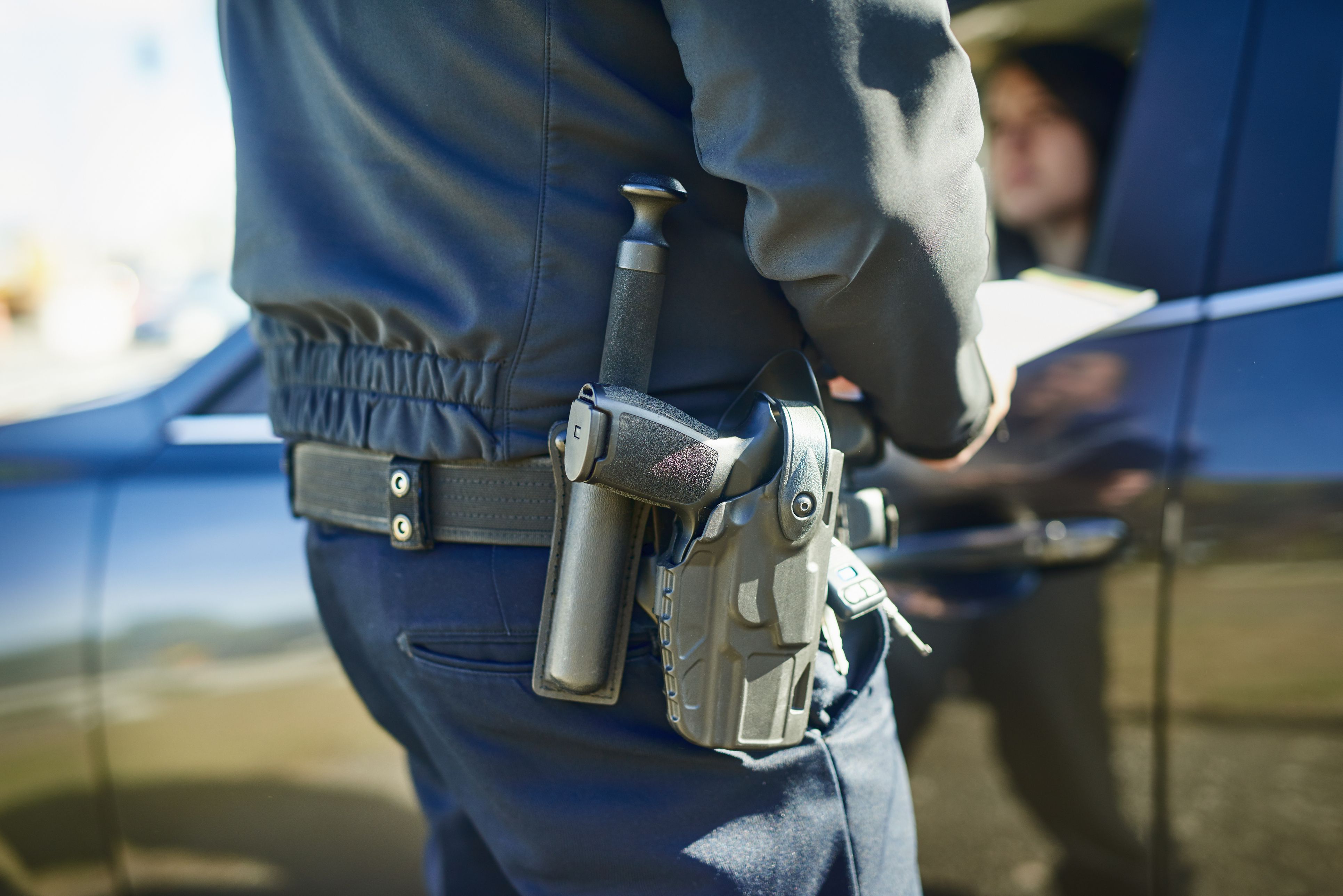 Heute.at - Warum der Colt bei vielen US-Cops immer lockerer sitzt