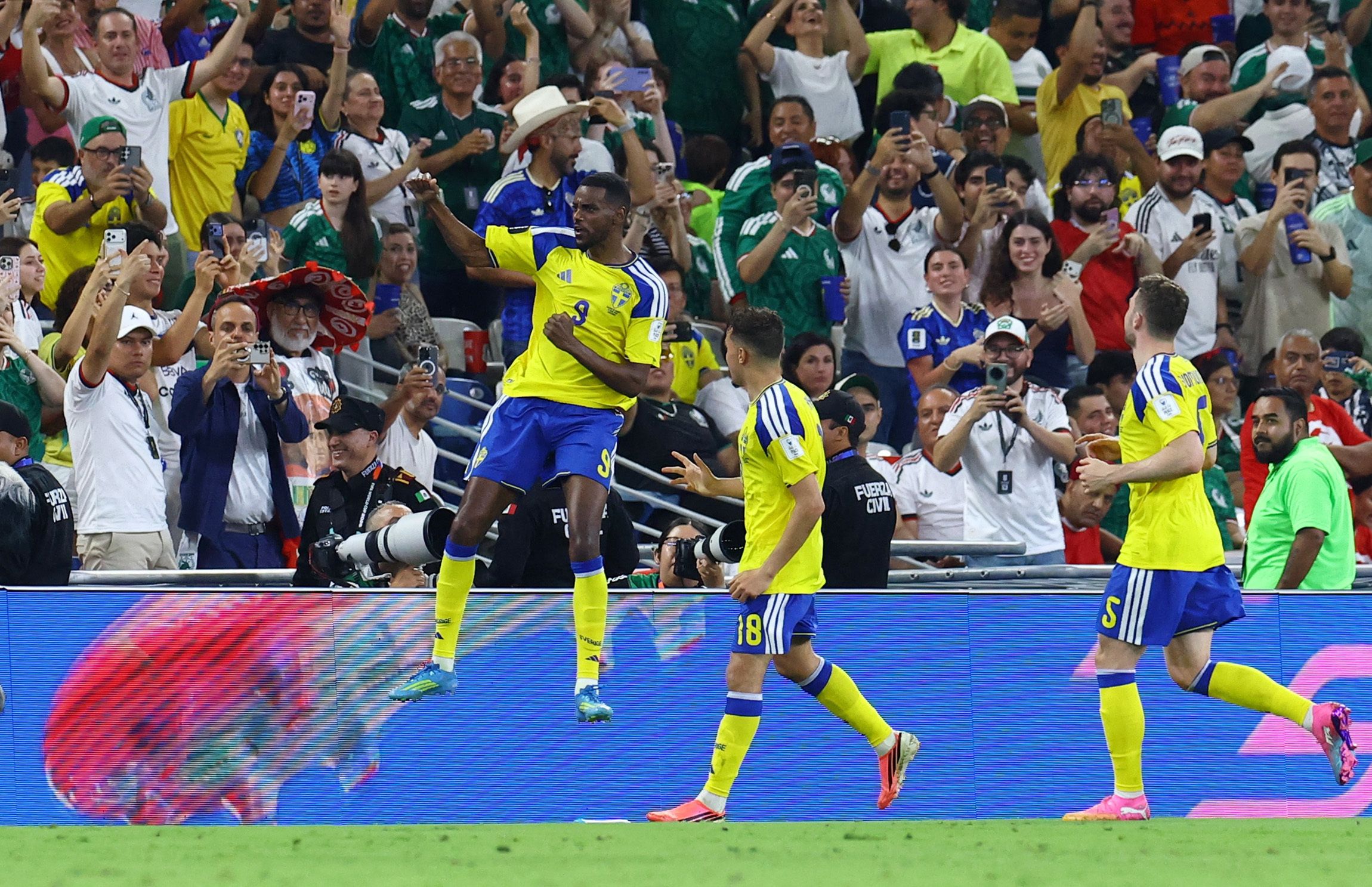 Heute.at - Ab 1 Uhr! Japan braucht gegen Schweden Zählbares