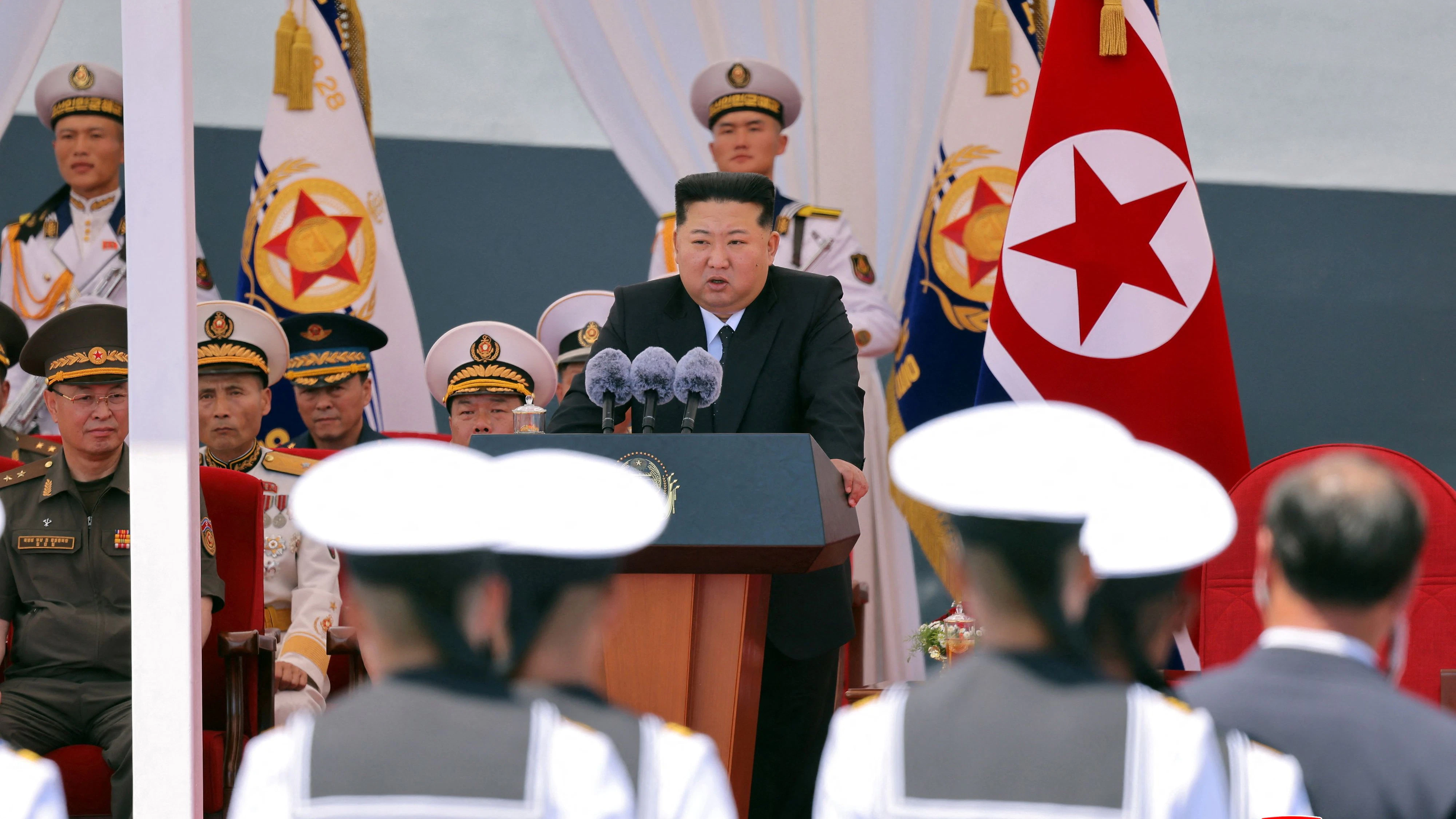 Kim Jong-un will nordkoreanische Marine modernisieren