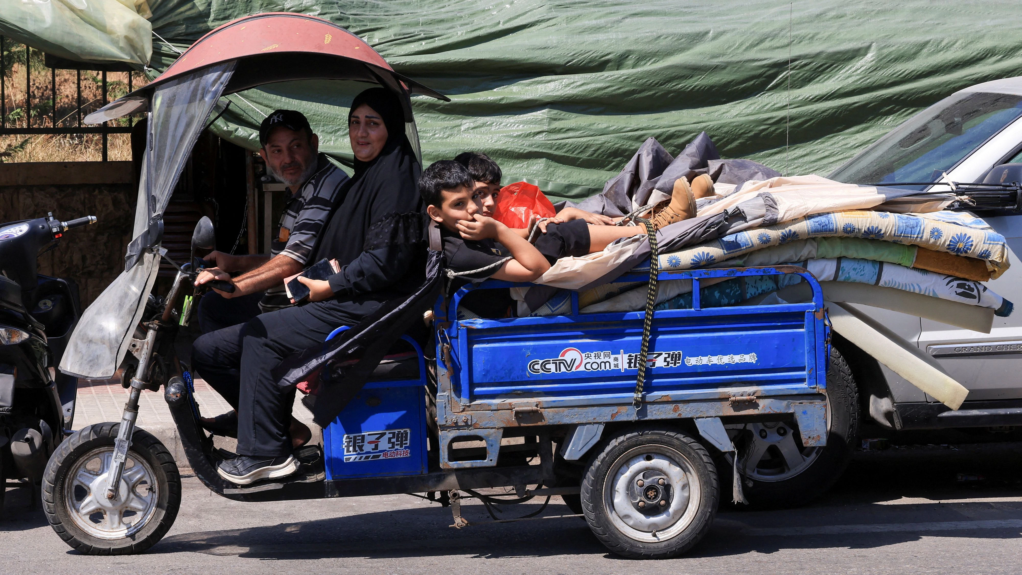 Aus dem Südlibanon vertriebene Familie