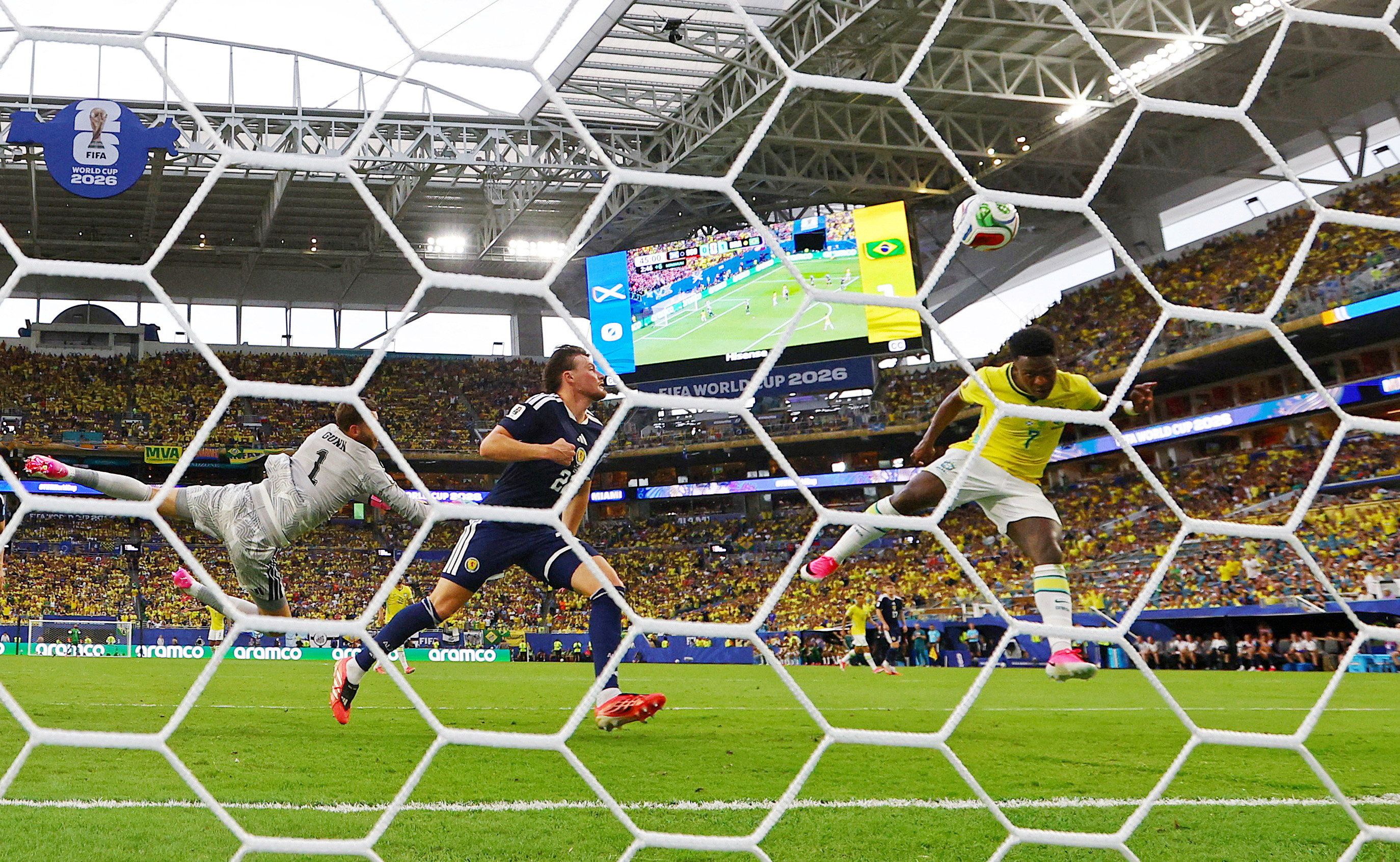 Heute.at - 3:0! Brasilien stürmt als Gruppensieger weiter