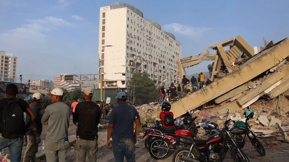 Heute.at - Bub (3) sechs Tage nach Erdbeben in Venezuela gerettet