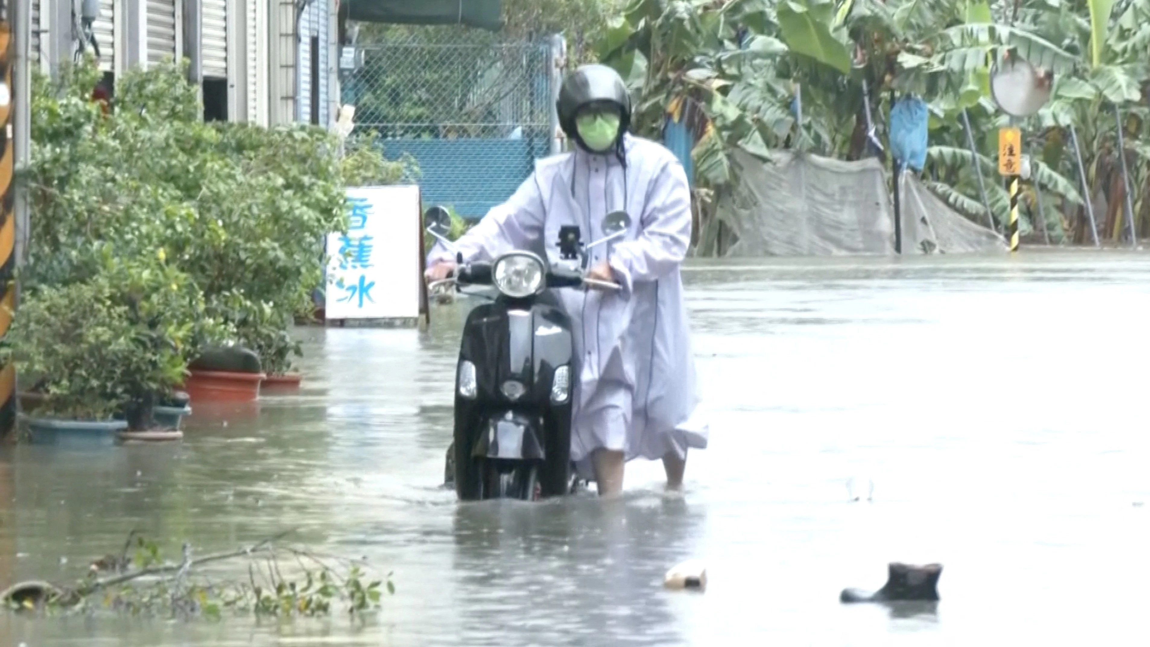 Heute.at - Taifun Mekkhala zwingt Millionen in Japan zur Flucht