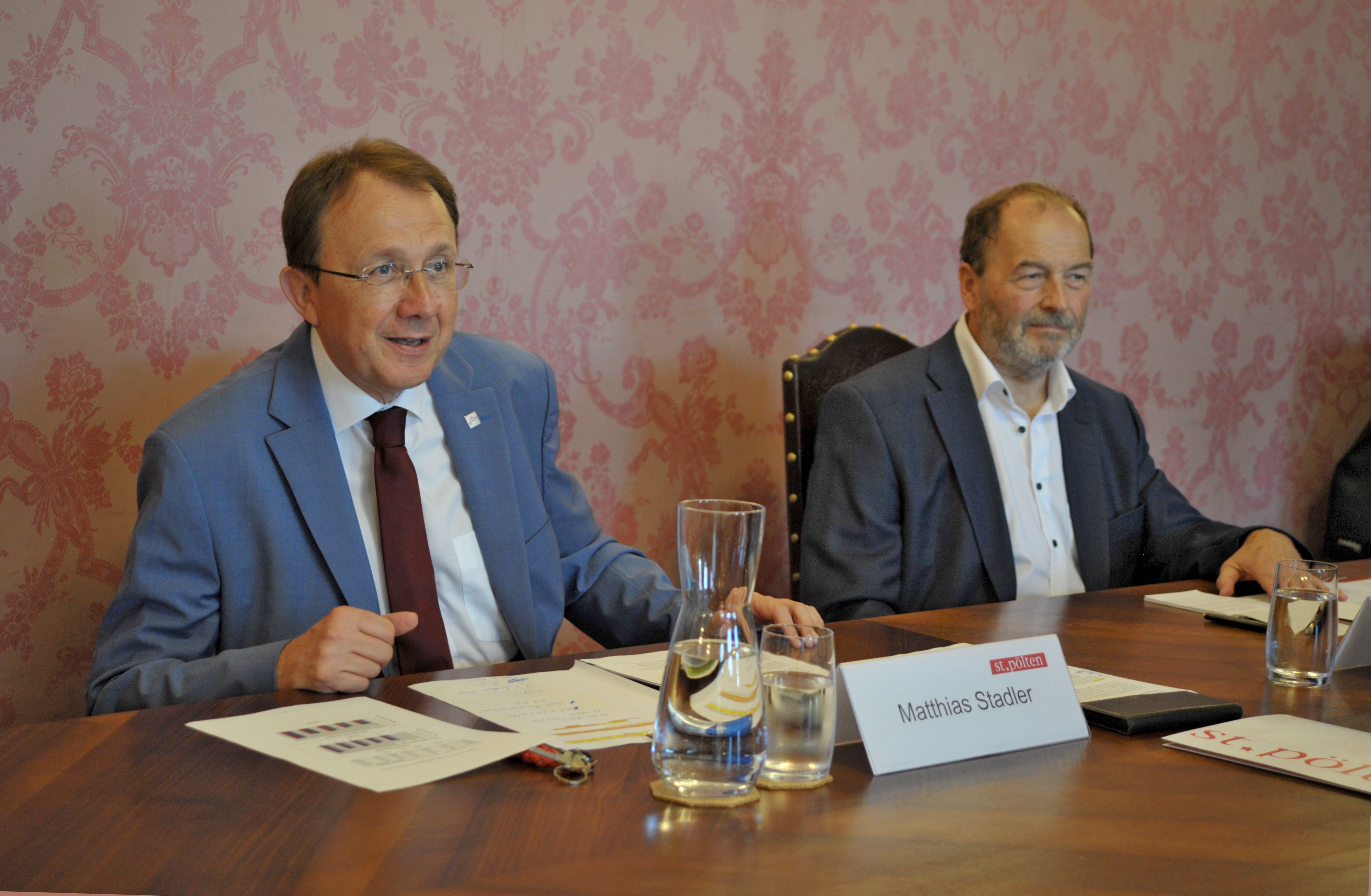 Bürgermeister Matthias Stadler (SPÖ) und sein Vertreter, Stadtrat Walter Heimerl-Lesnik (Grünen).