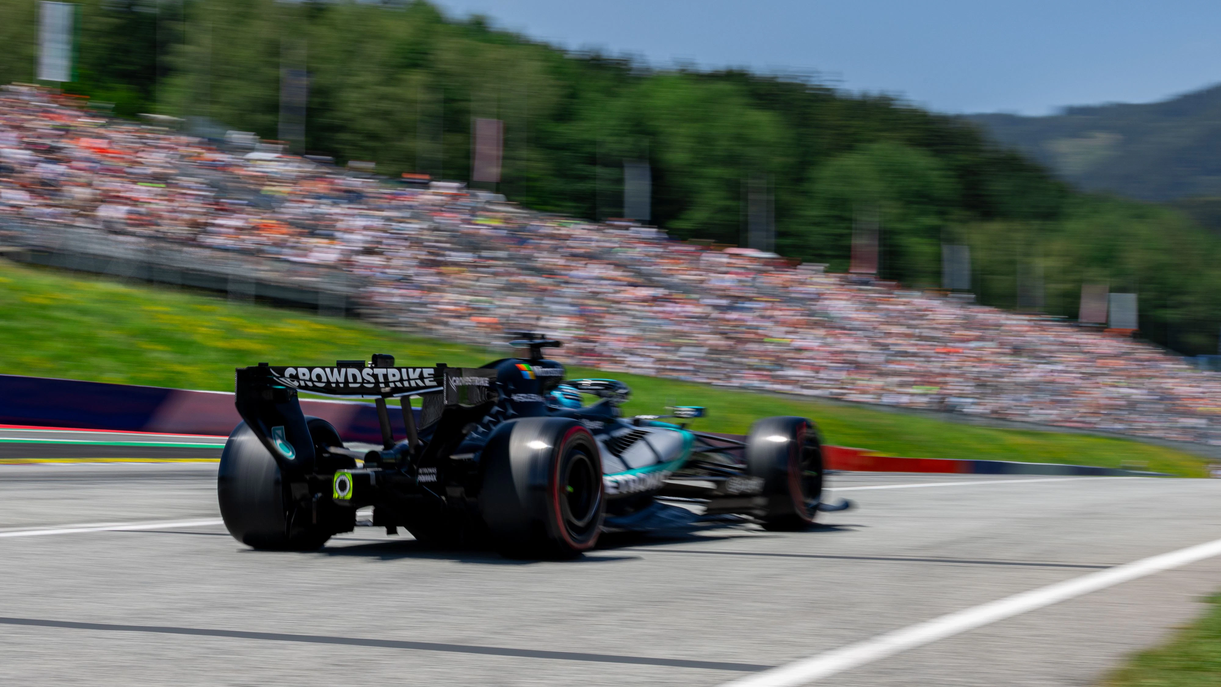 George Russell holt sich die Spielberg-Pole