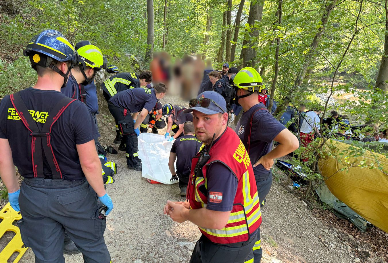 In Baden brach eine Frau am Sonntag bei großer Hitze zusammen.