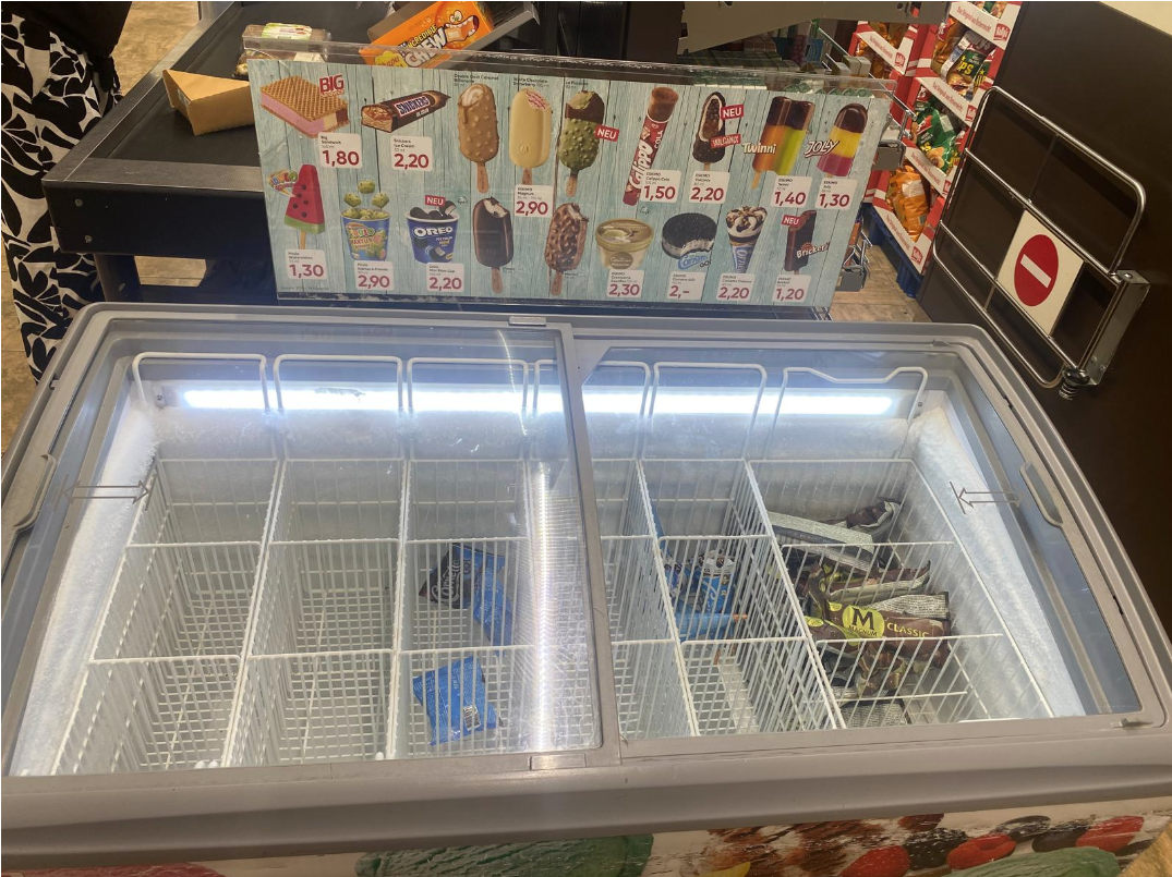 Kurzer Schock im Supermarkt für Lea nach der Schule.