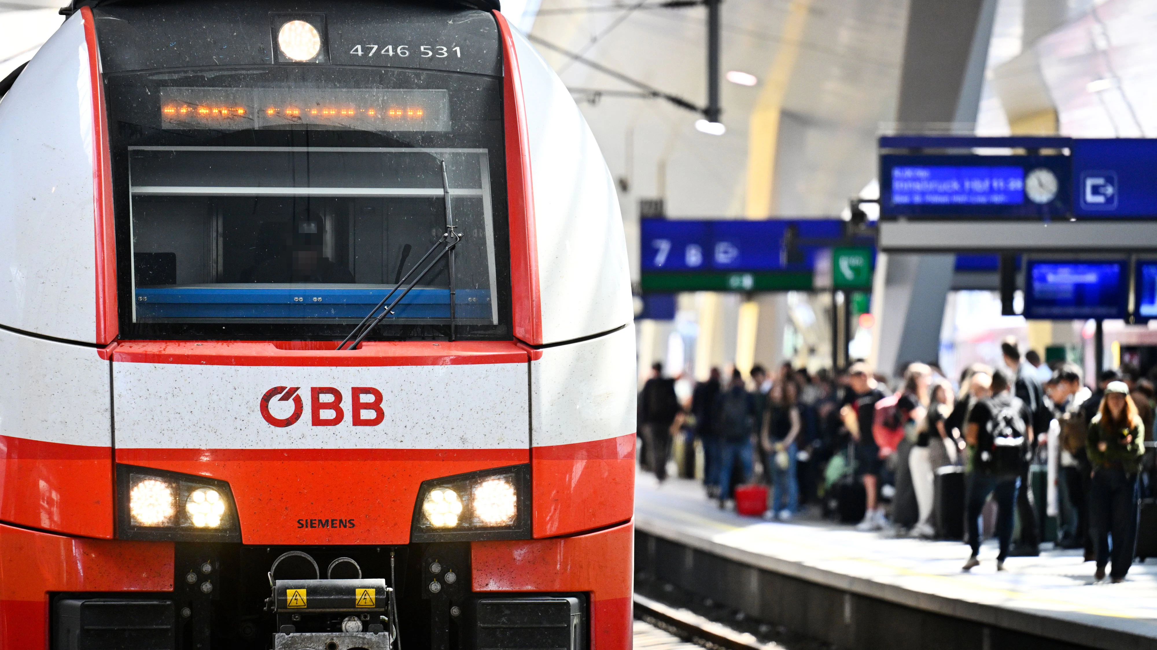 Aufgrund der anhaltenden Rekordhitze kommt es derzeit zu Zugausfällen in Niederösterreich. (Symbolbild)