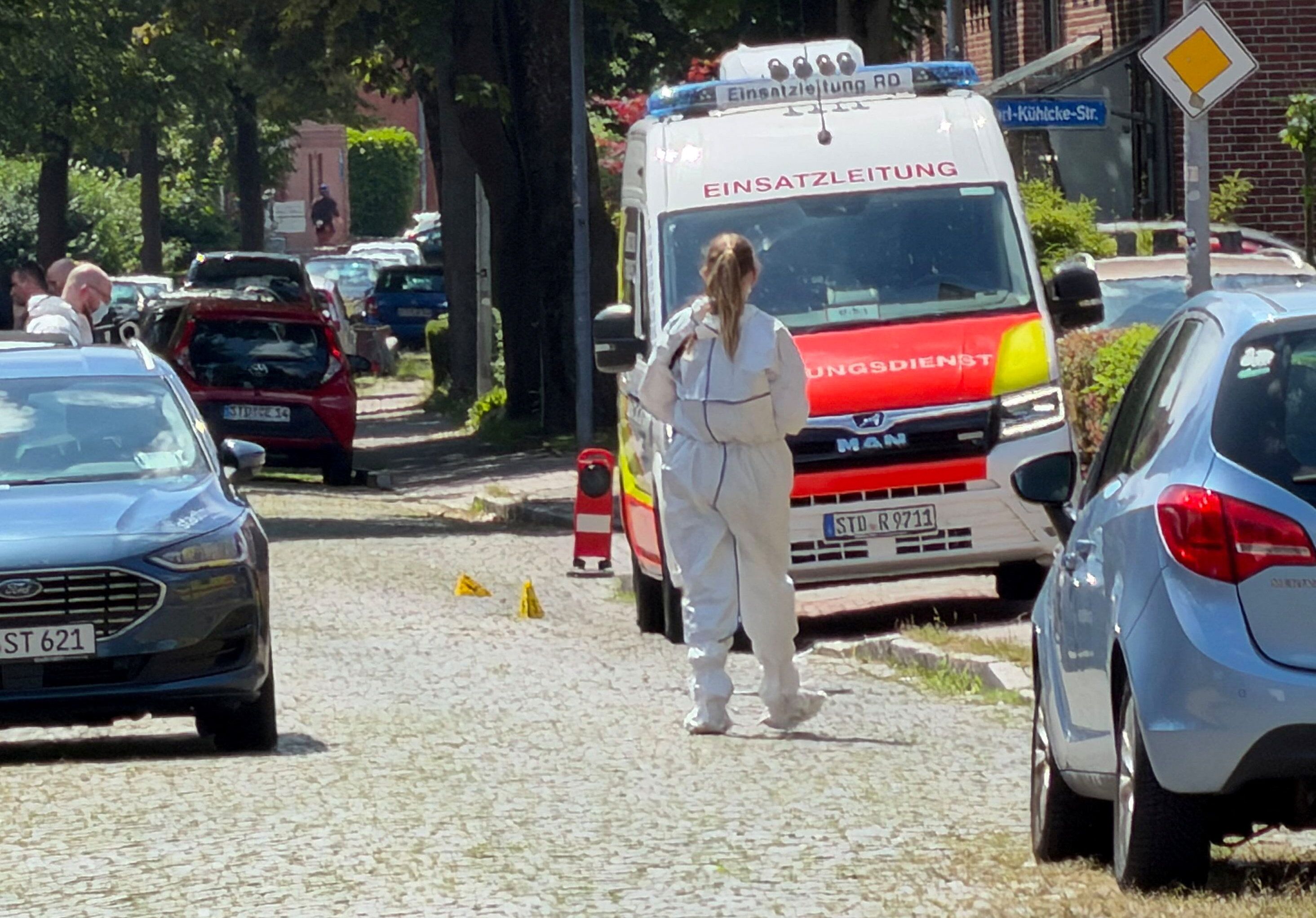 Sechs Menschen kamen bei einem Schusswaffenangriff ums Leben.