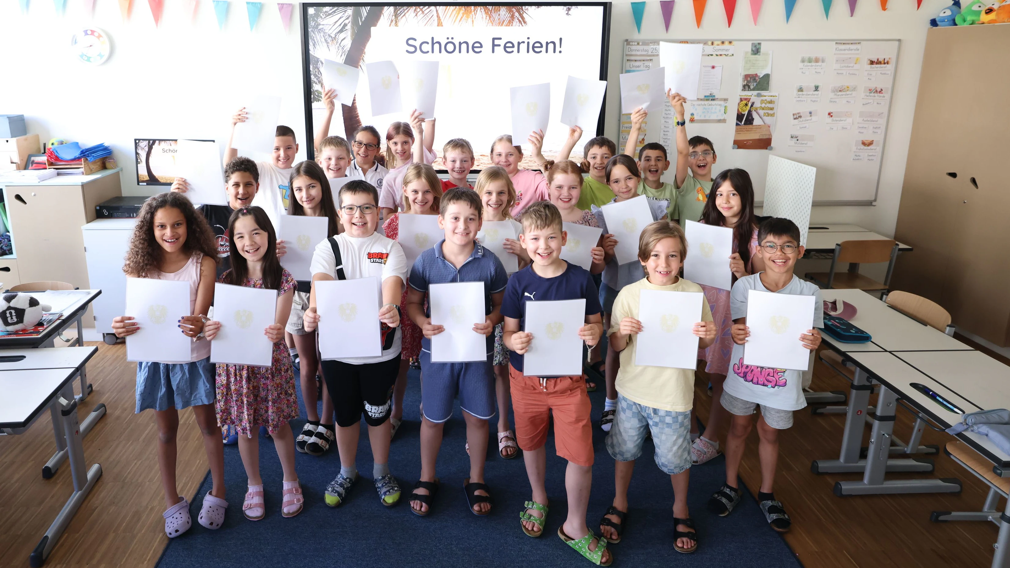 Im kommenden Schuljahr warten auf die Volksschüler neue Herausforderungen wie Schularbeiten.