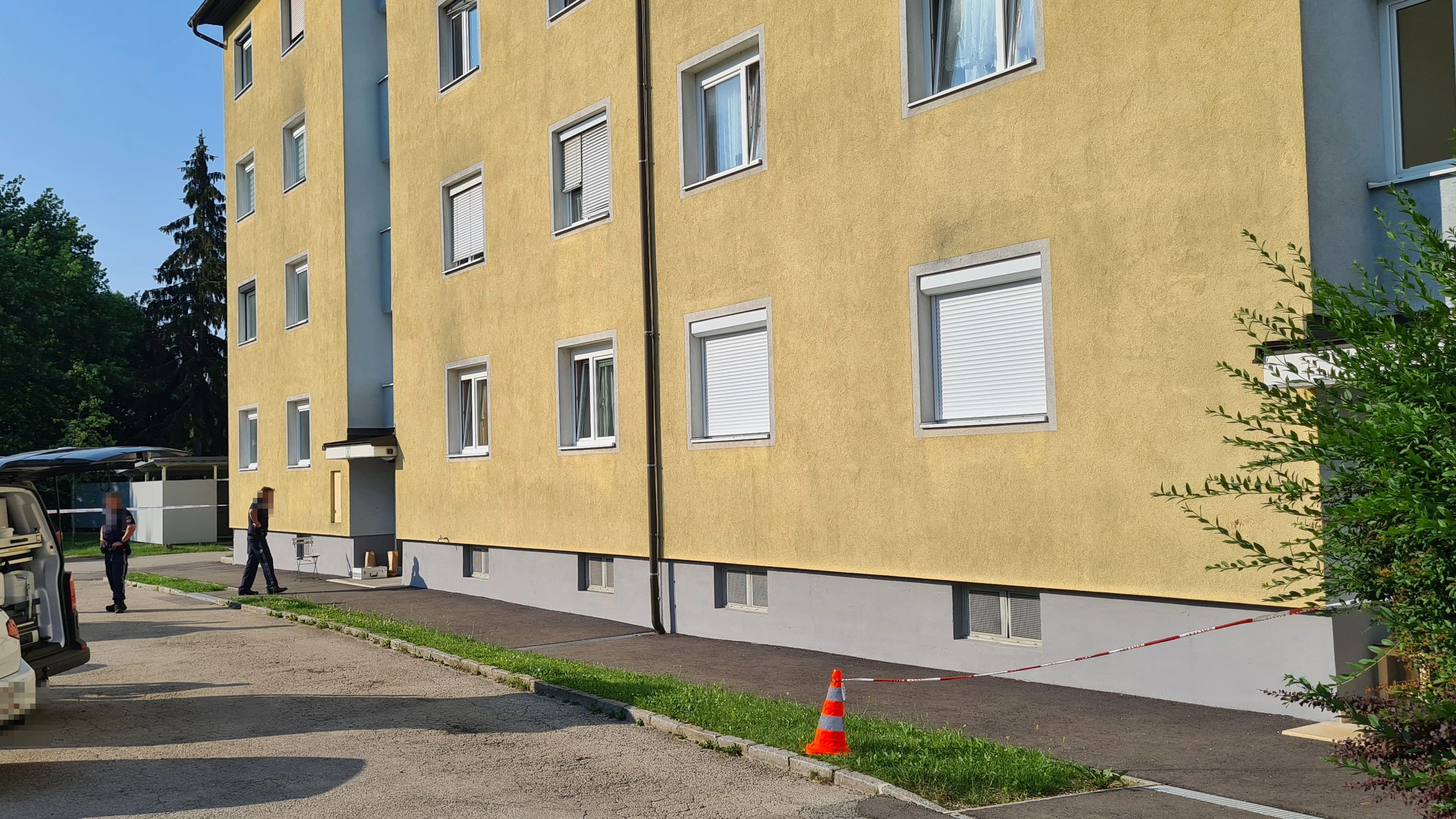 Heute.at - Schrecklich! Das ganze Stiegenhaus war voller Blut