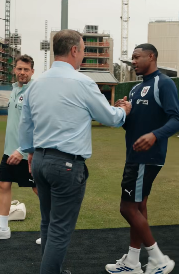 SPÖ-Chef Andreas Babler traf unter anderem ÖFB-Star David Alaba.