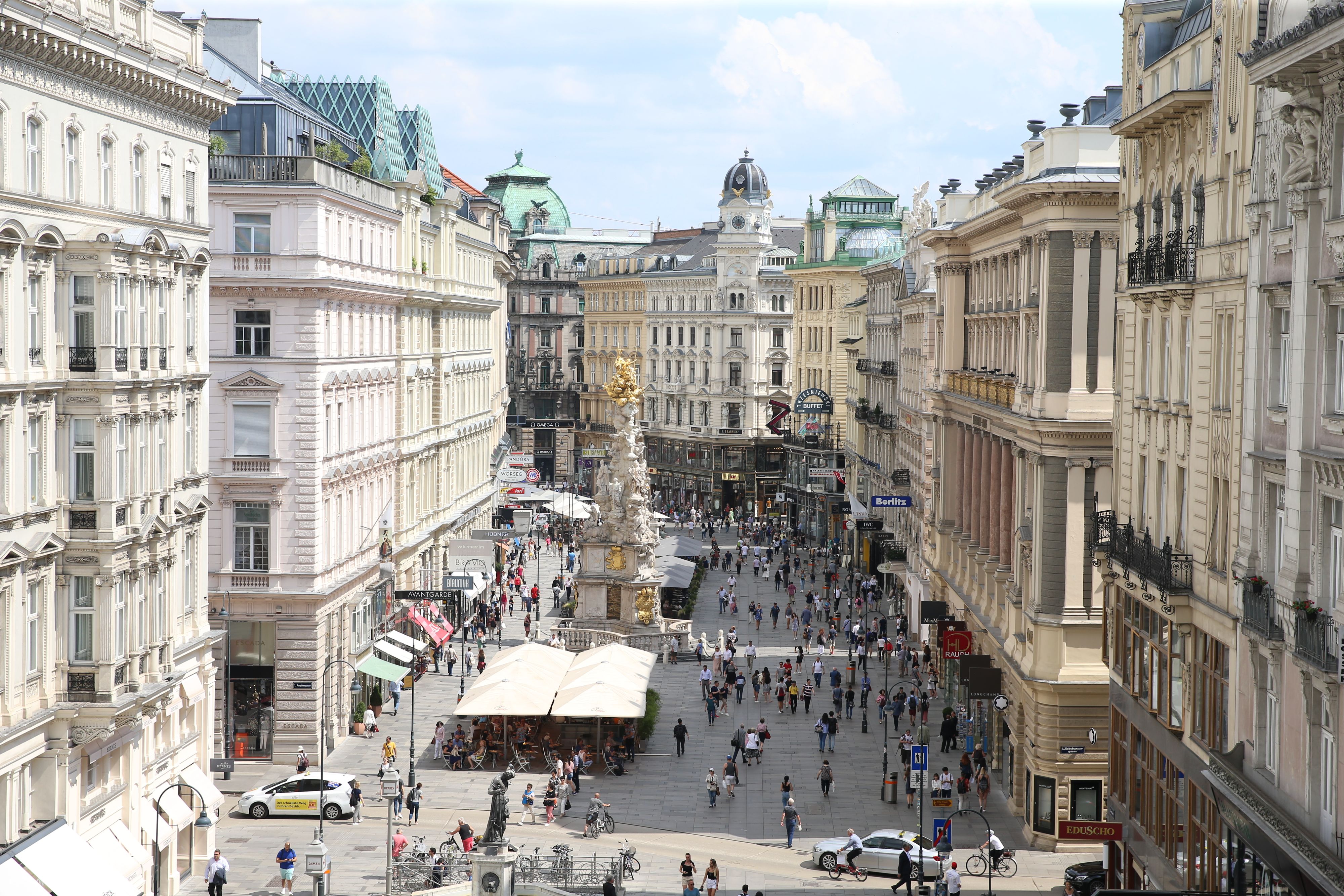 Die Grünen Wien fordern angesichts fehlender Beschattung 100.000 neue Straßenbäume.